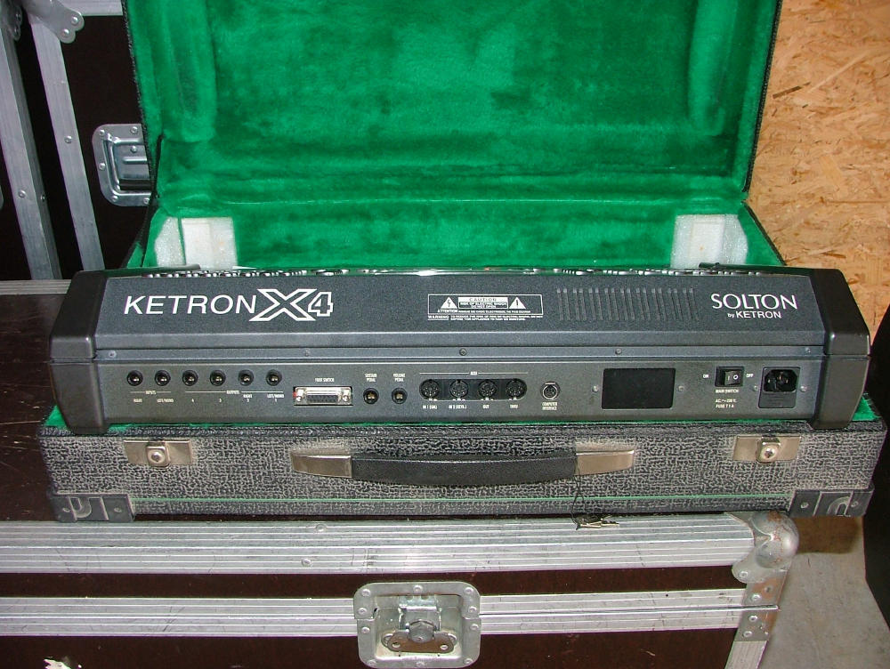 Ketron X4 image (105639) Audiofanzine
