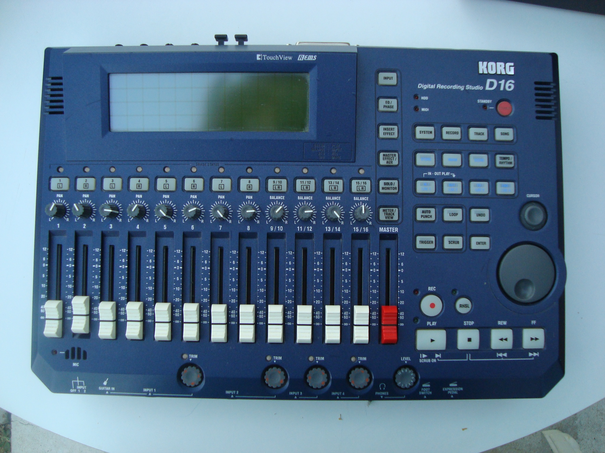 D16 image (675758) Audiofanzine