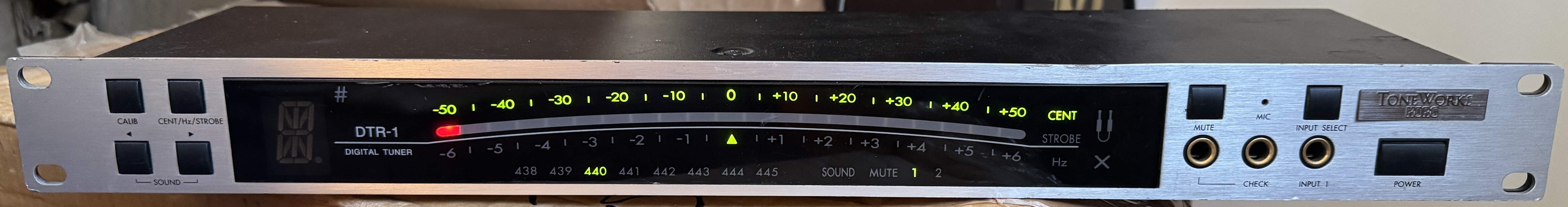 KORG DTR-1 Rack Mount Chromatic Digital Tuner Tested Free