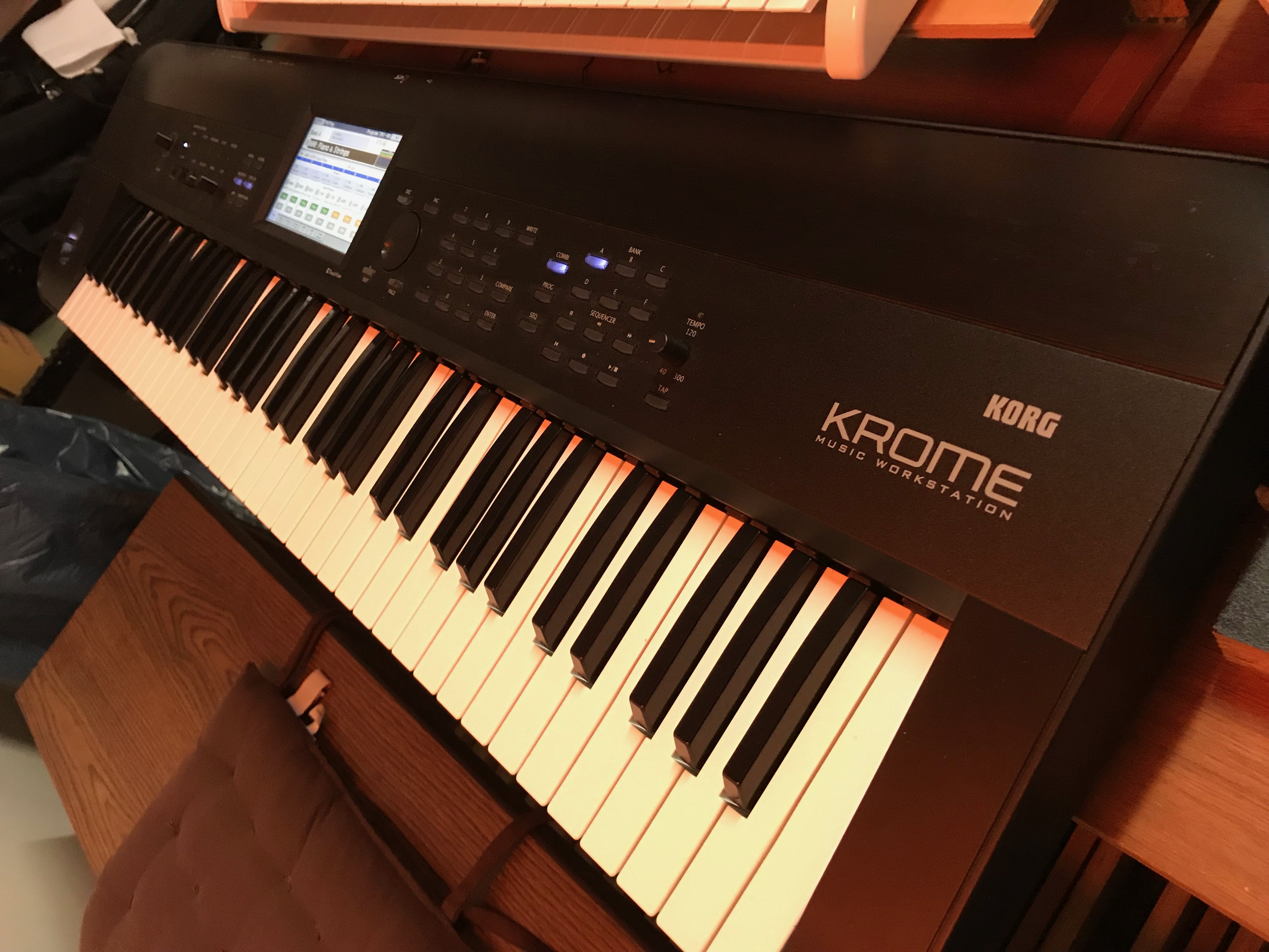  Krome  73  Korg Krome 73  Audiofanzine