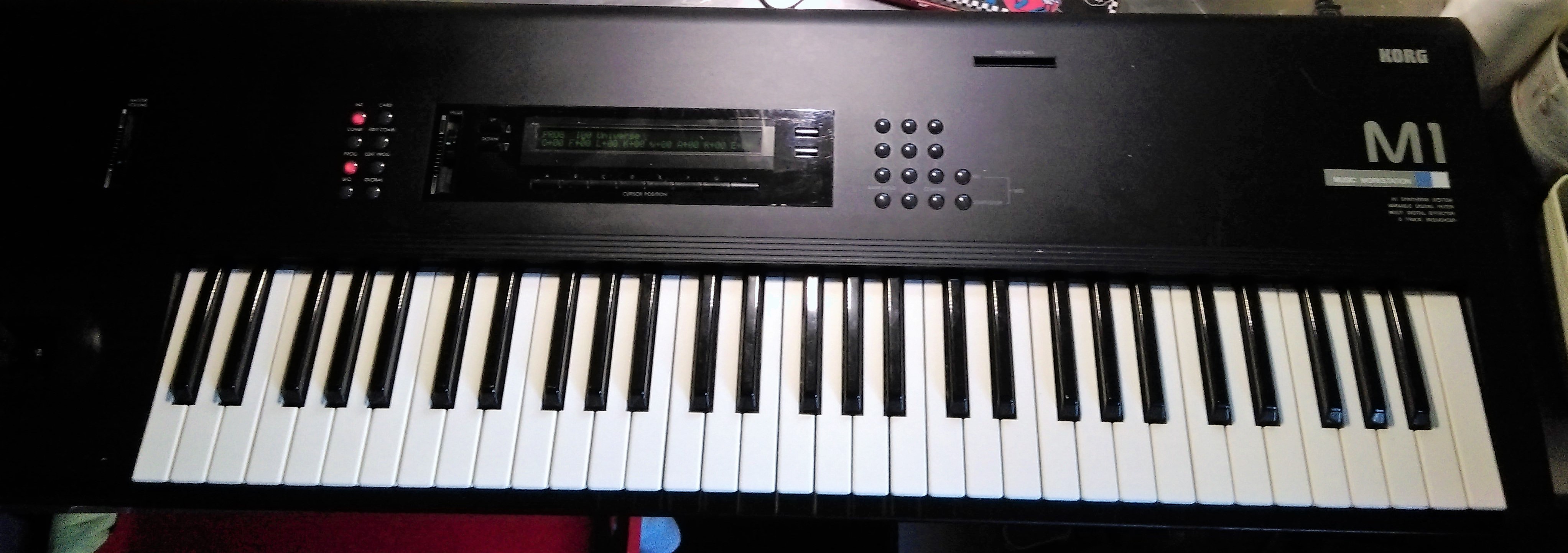 Photo Korg M1 Korg M1 28843 1601517 Audiofanzine photo-korg-m1-korg-m1-28843-1601517-audiofanzine