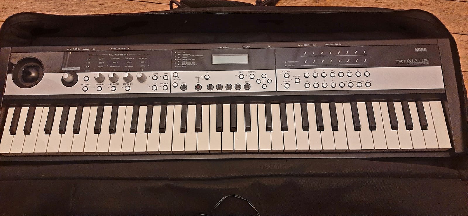 microStation - Korg microStation - Audiofanzine