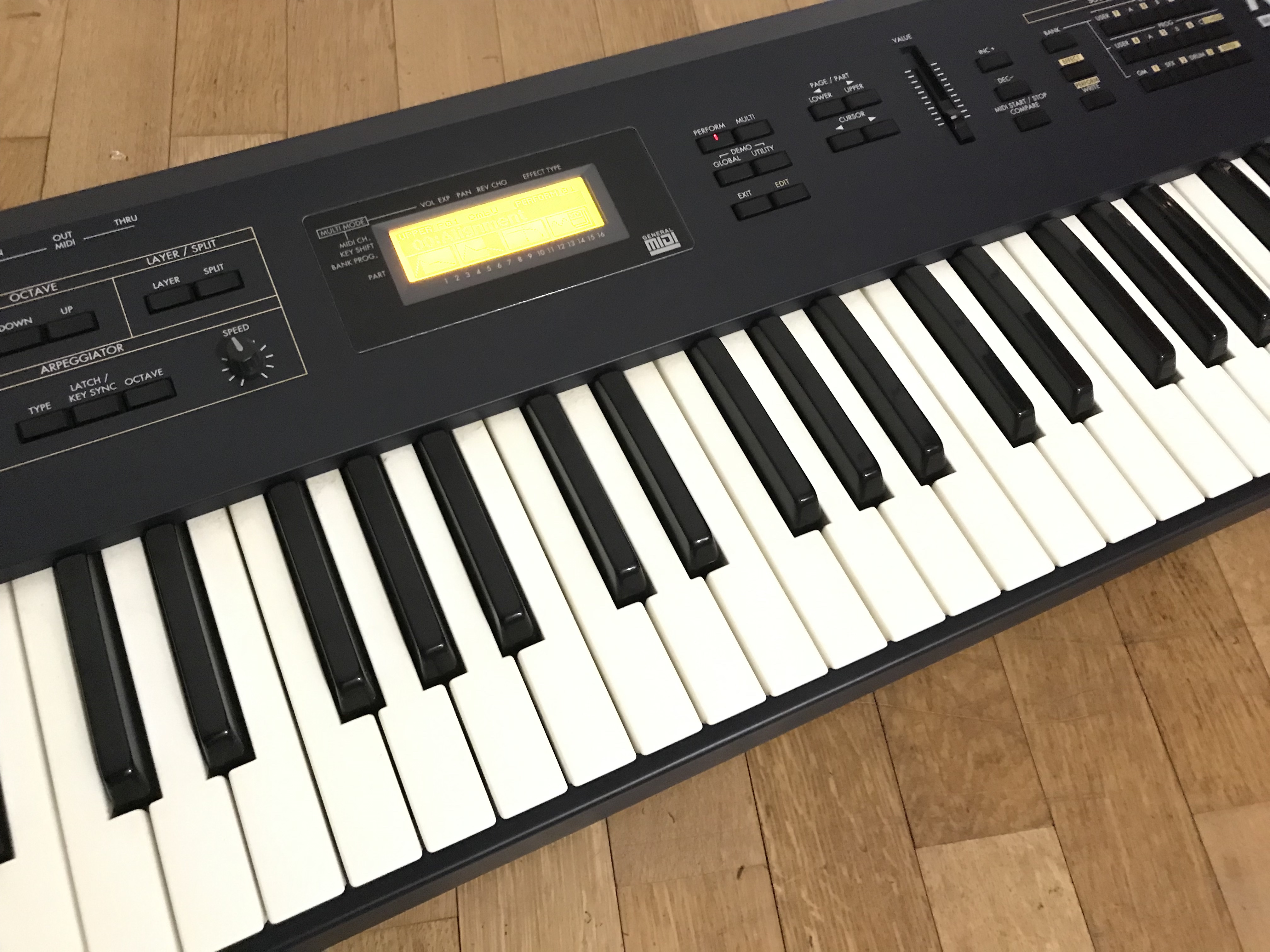 シンセサイザー KORG N5 - 鍵盤楽器