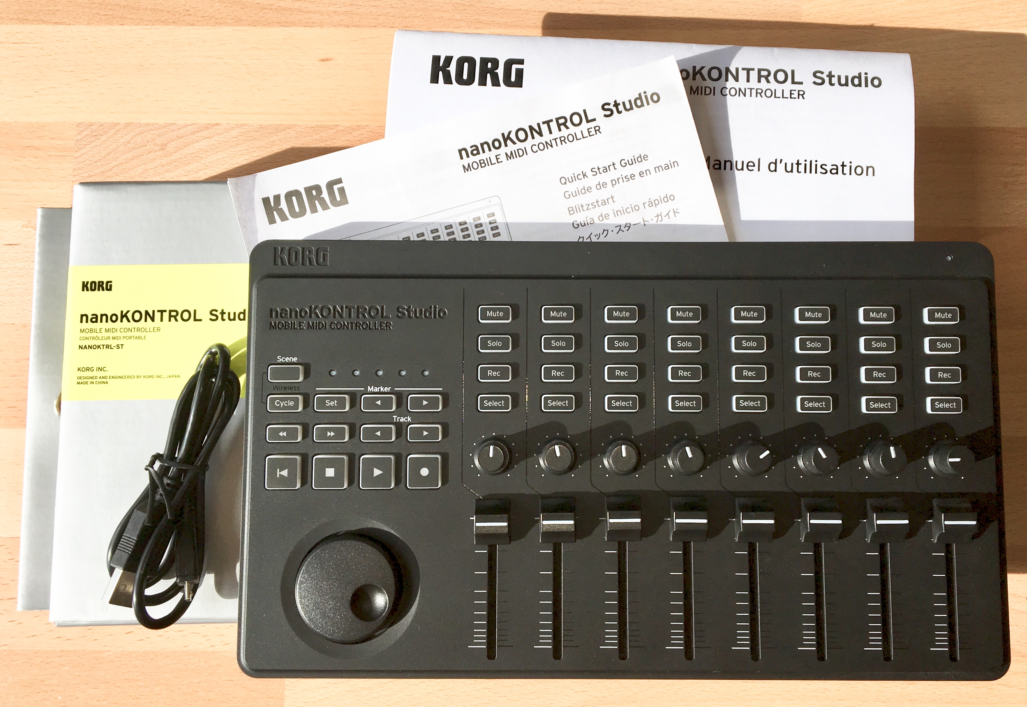 Korg nanoKontrol Studio contrôleur MIDI USB/bluetooth