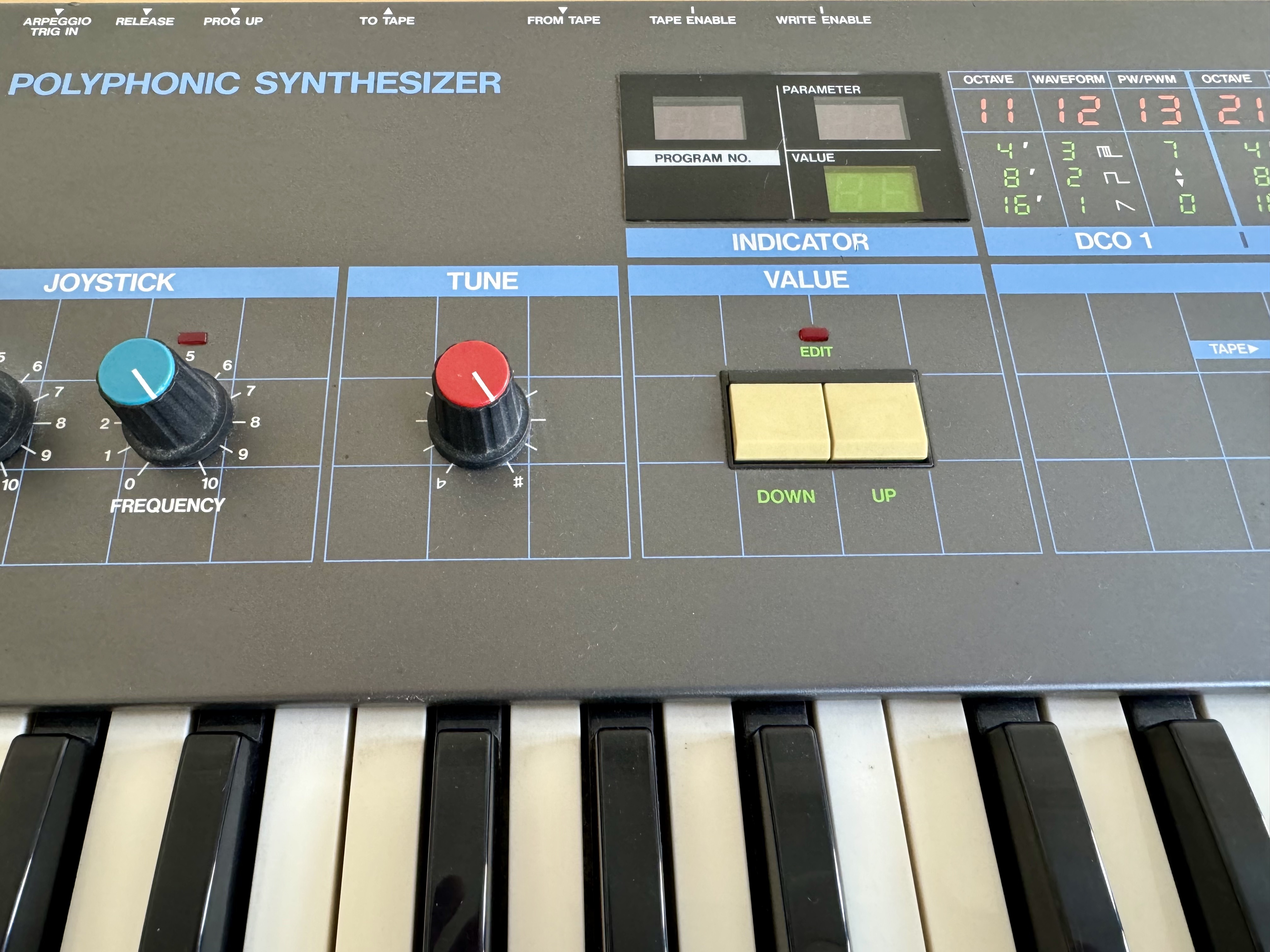 Poly-61 - Korg Poly-61 - Audiofanzine Poly-61 - Korg Poly-61 - Audiofanzine