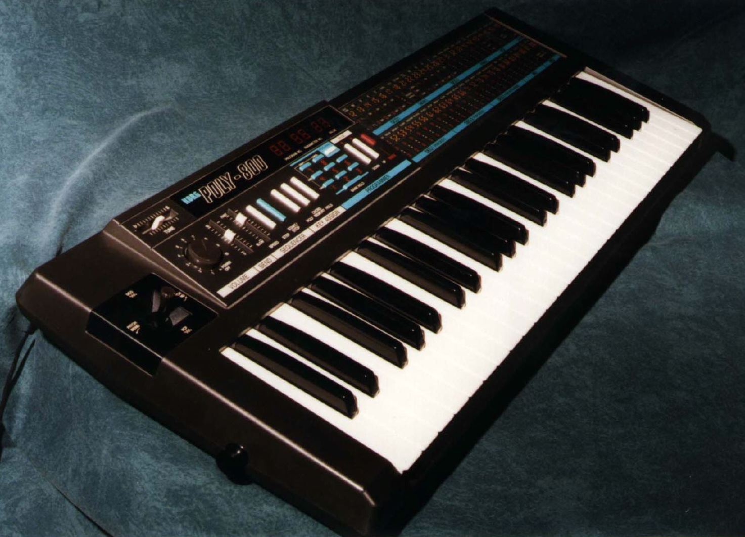 Poly-800 KORG アナログシンセサイザー 鍵盤楽器