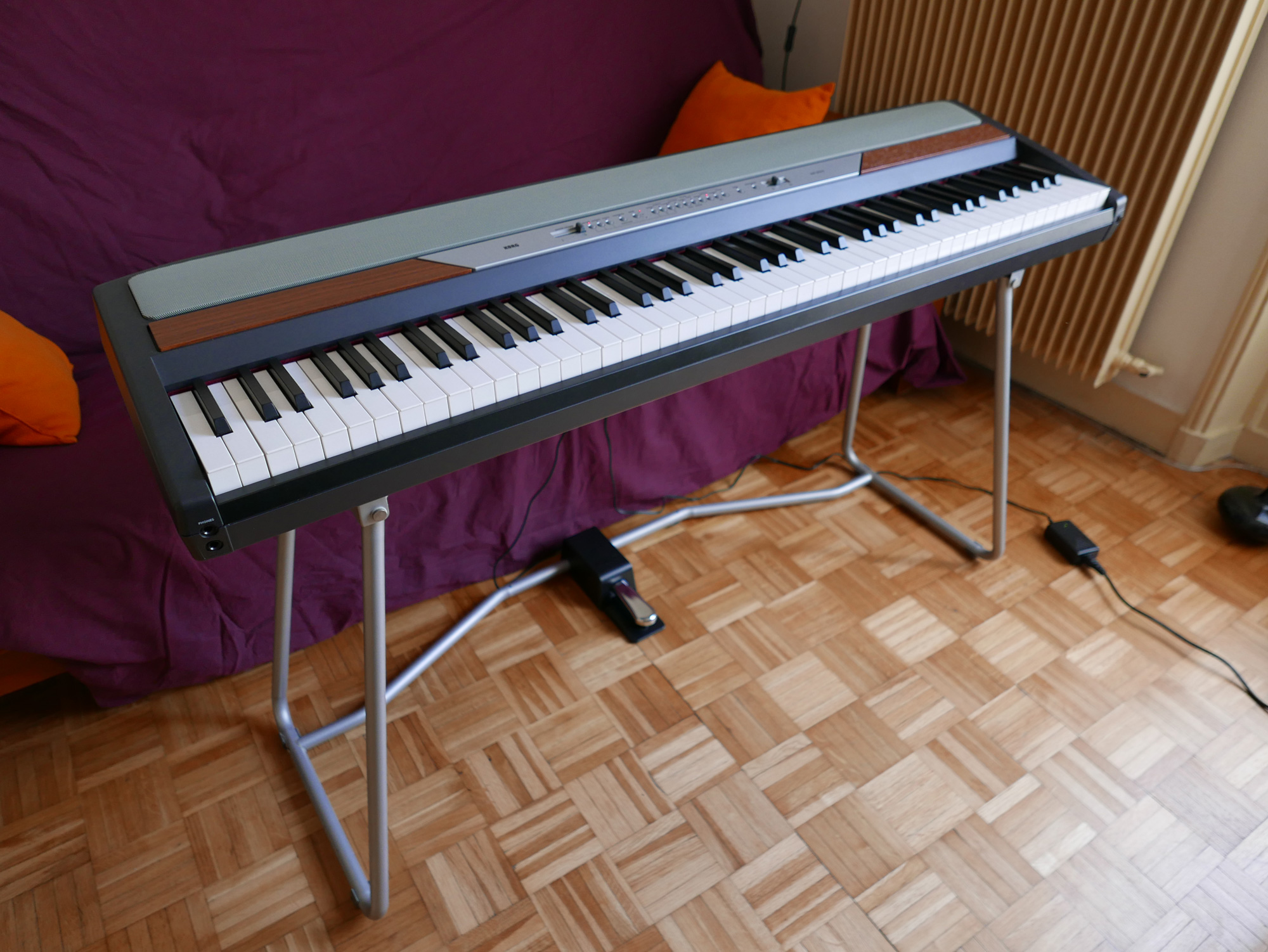 Photo Korg SP 250 Korg SP 250 80410 1154901 Audiofanzine