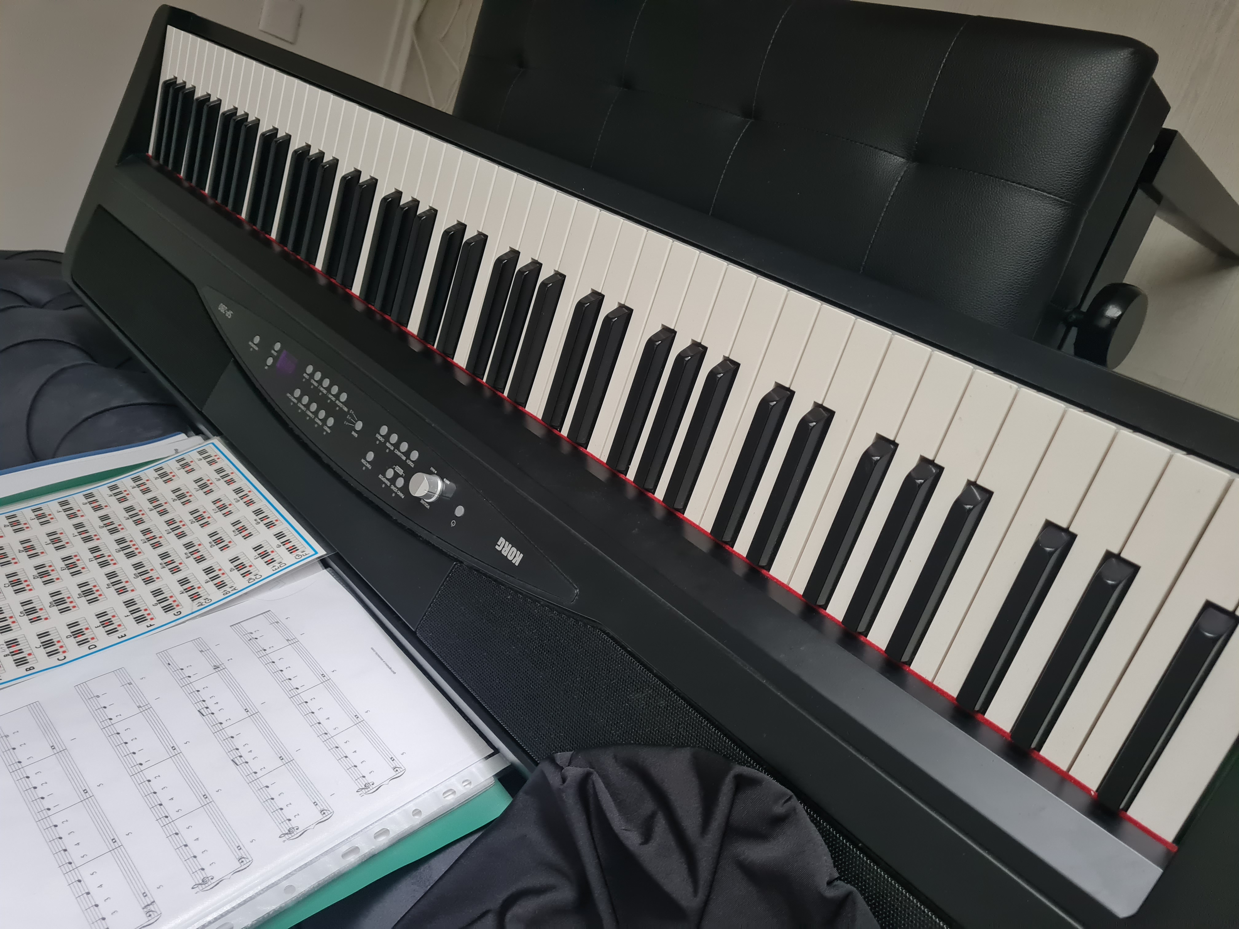 Piano Numérique KORG SP-280 - Pack Complet - Portable, 88 Touches Lestées