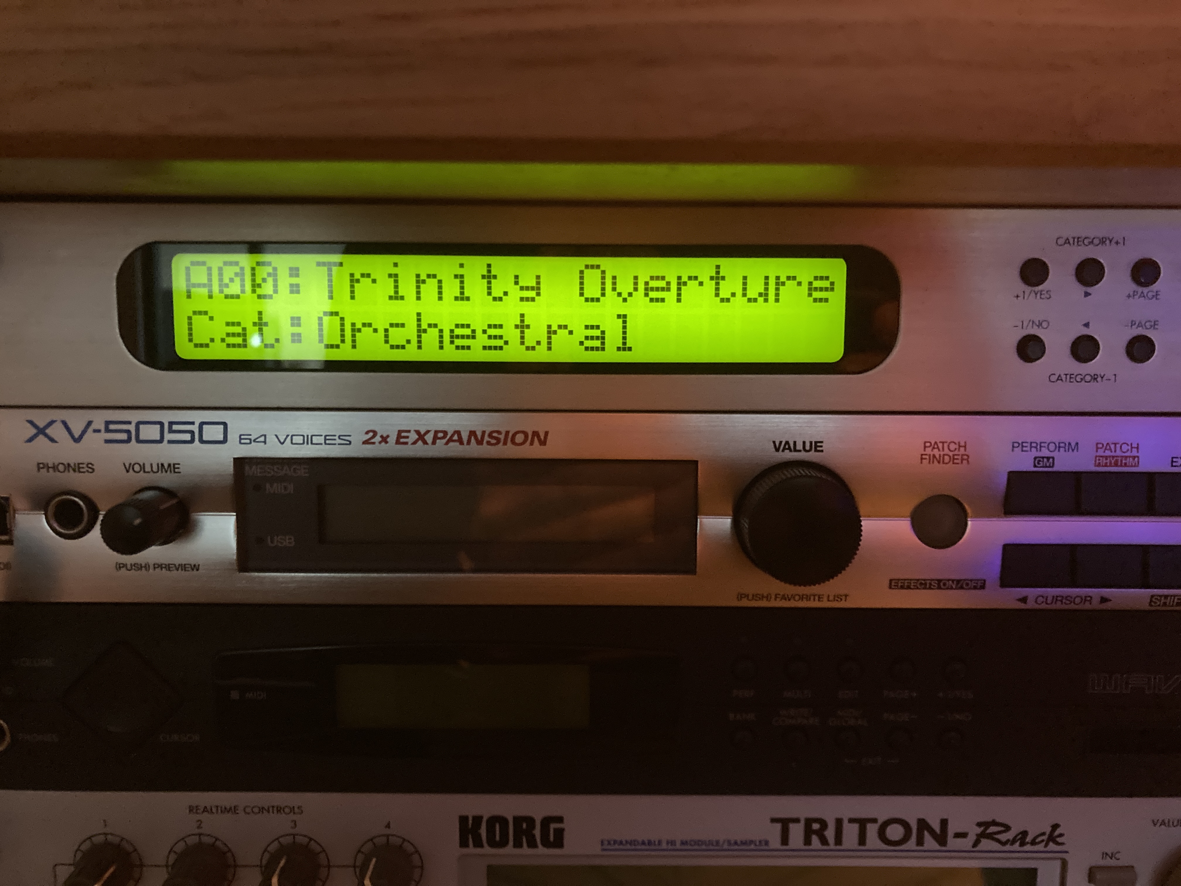 TR-Rack - Korg TR-Rack - Audiofanzine TR-Rack - Korg TR-Rack - Audiofanzine