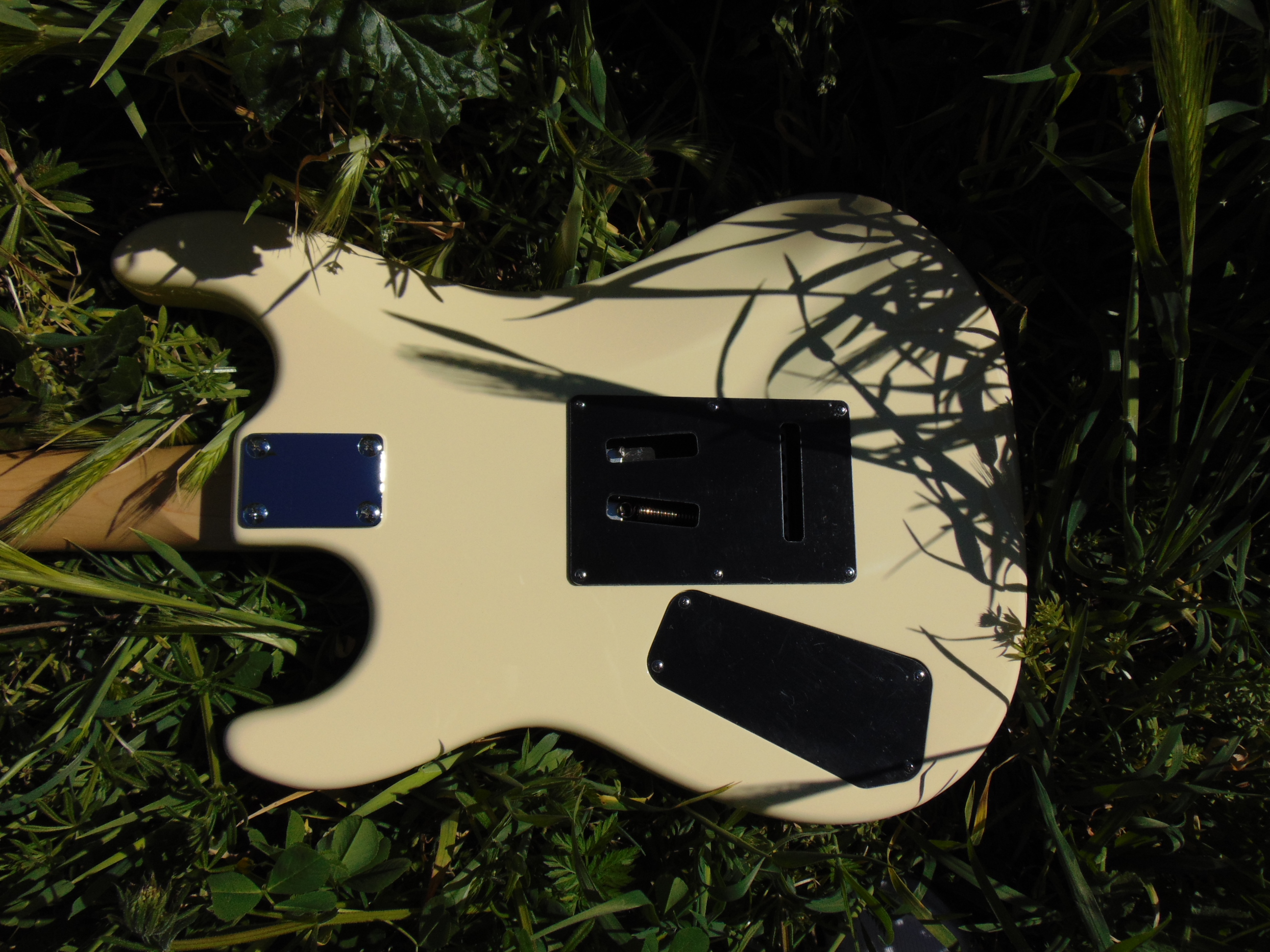 Baretta Special Vintage White Kramer - Audiofanzine