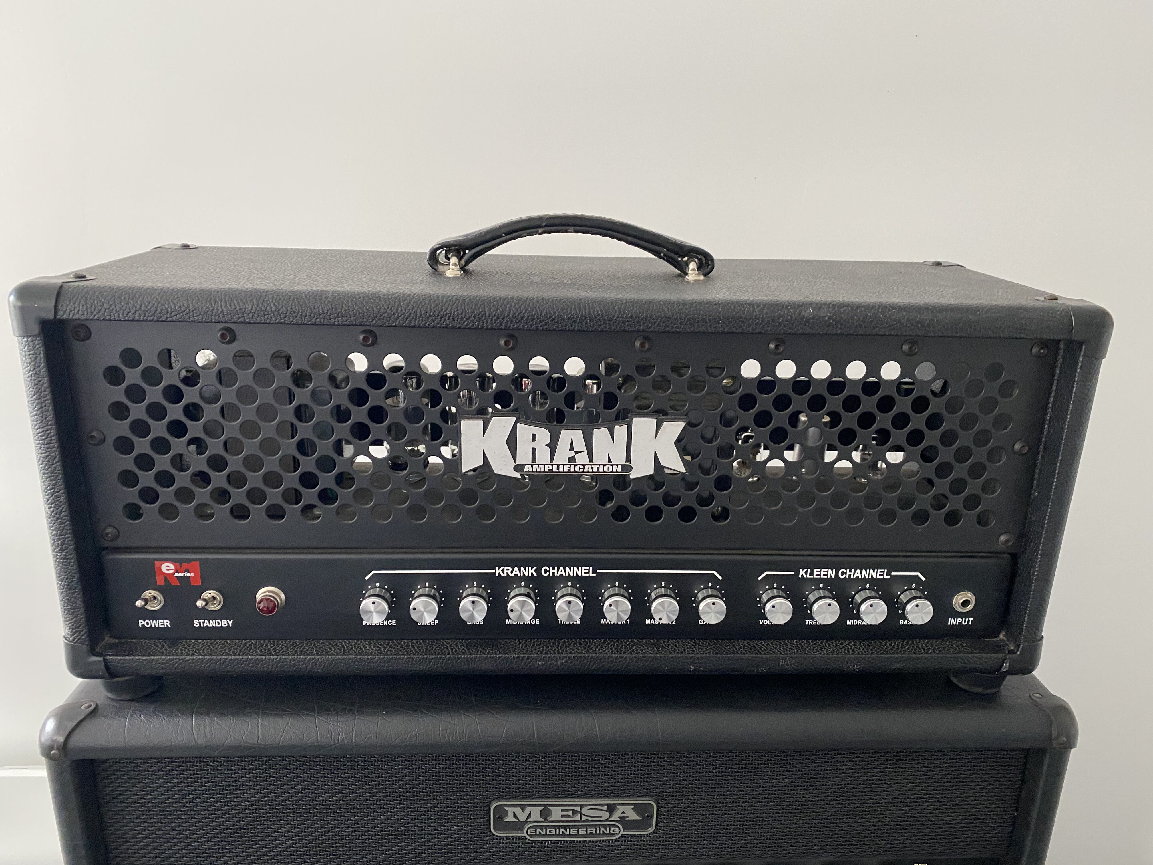 Revolution Series One Krank Amplification - Audiofanzine