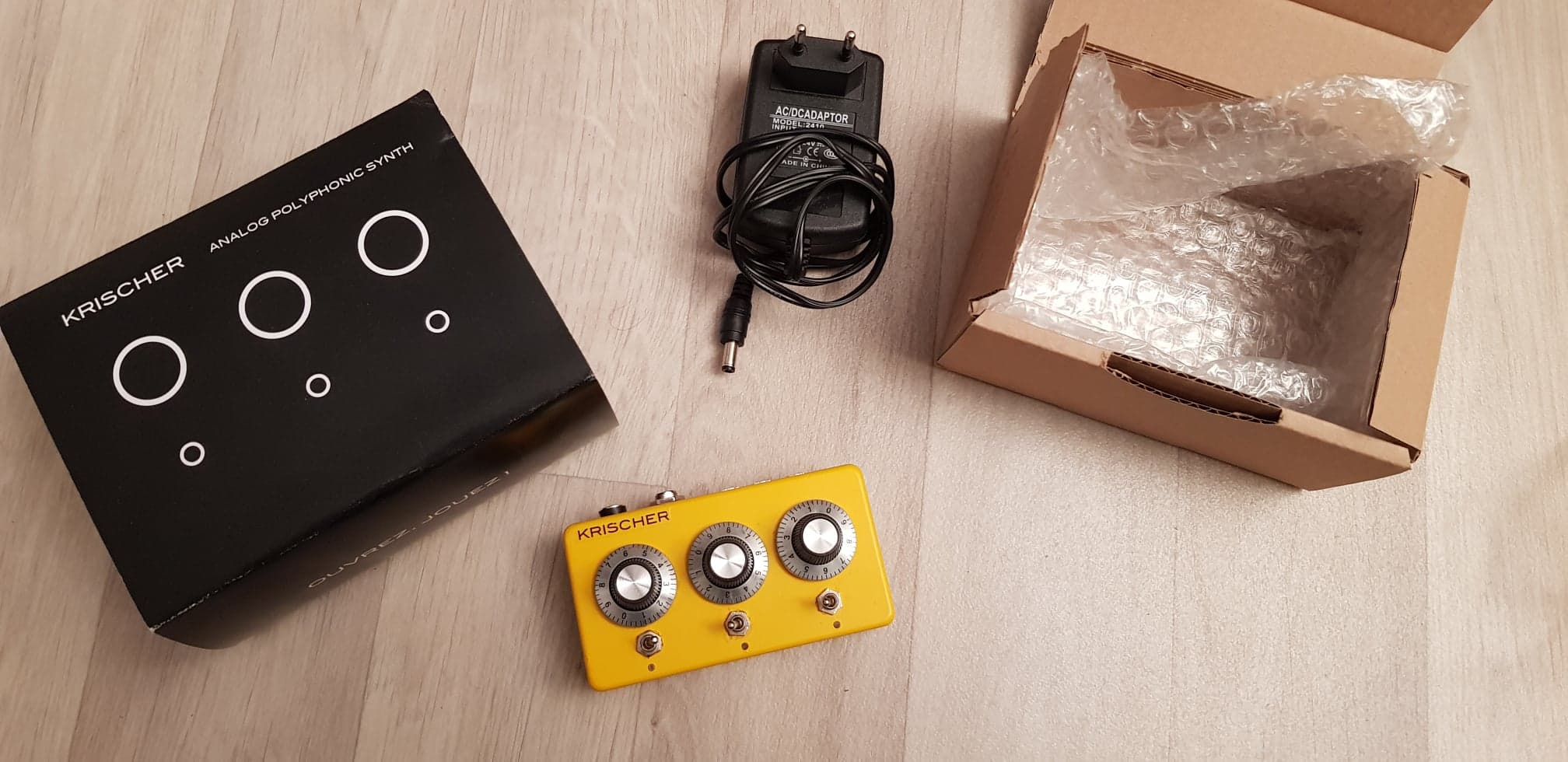 Analog polyphonic synth Krischer Analog polyphonic synth Audiofanzine