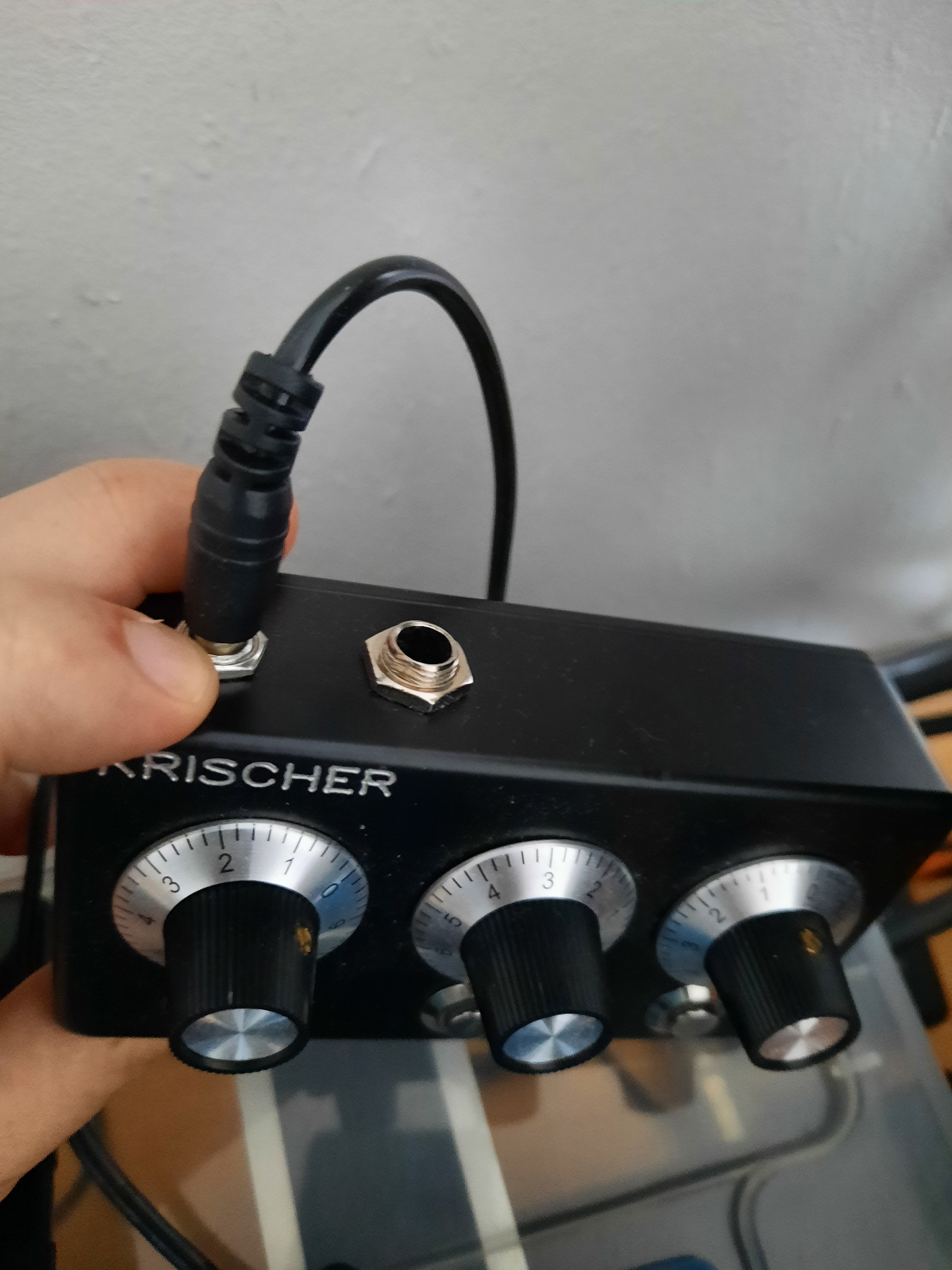 Analog polyphonic synth Krischer Analog polyphonic synth Audiofanzine