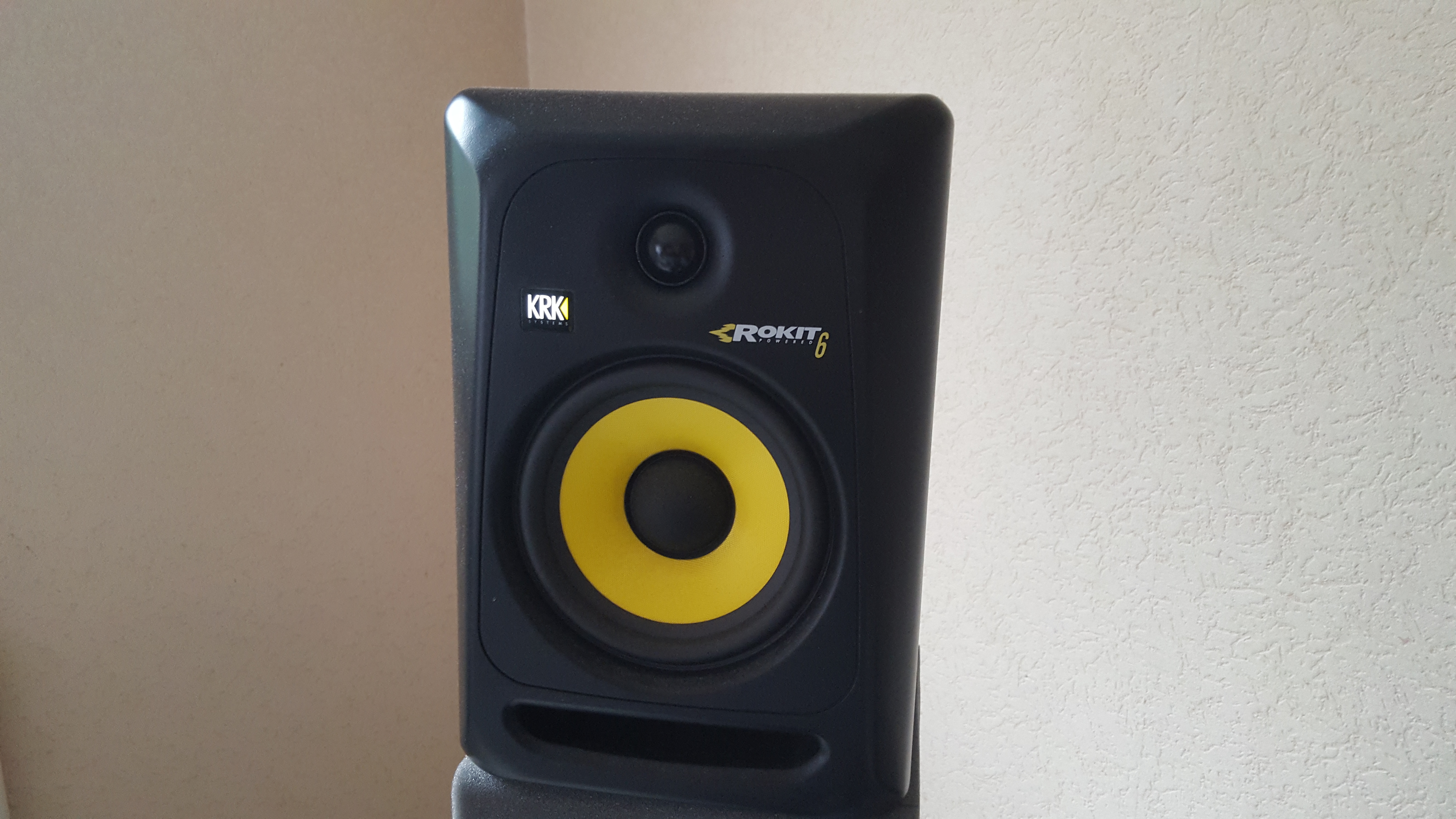 ROKIT 6 G3 - KRK Rokit 6 G3 - Audiofanzine