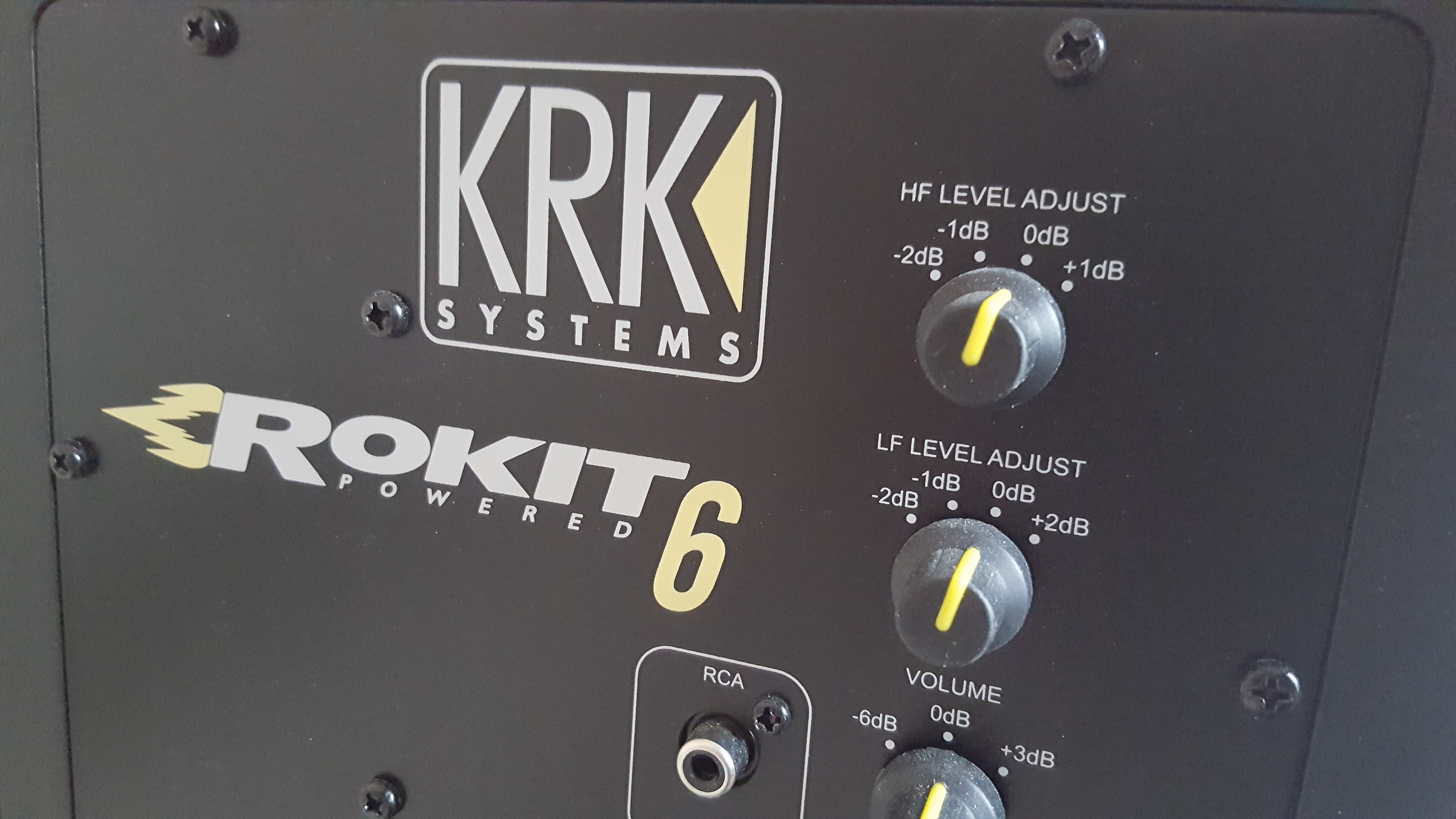 ROKIT 6 G3 - KRK Rokit 6 G3 - Audiofanzine
