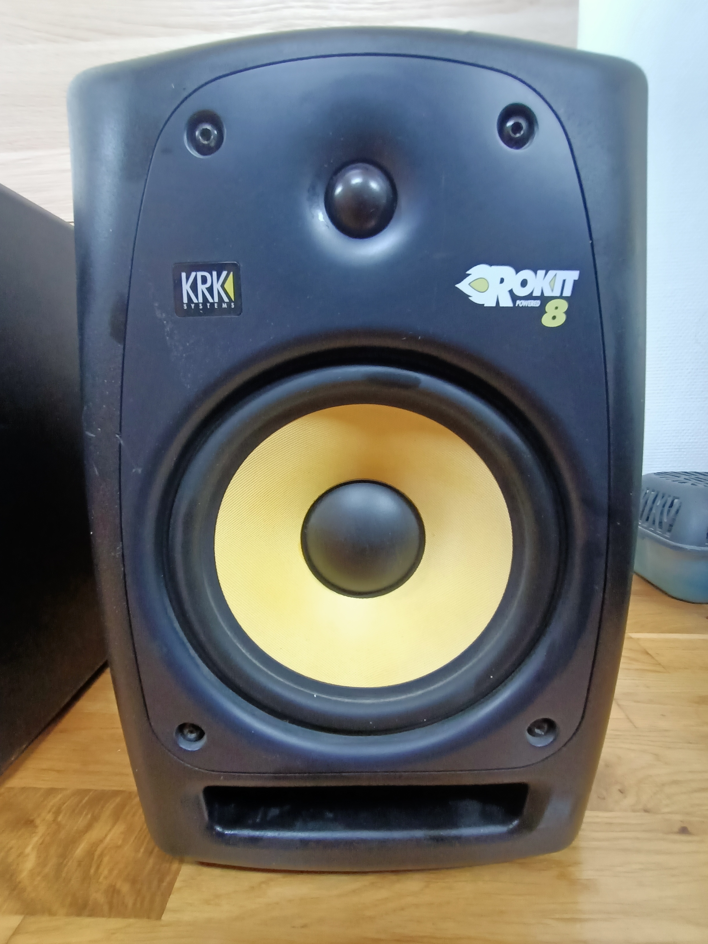 krk rp8 g2