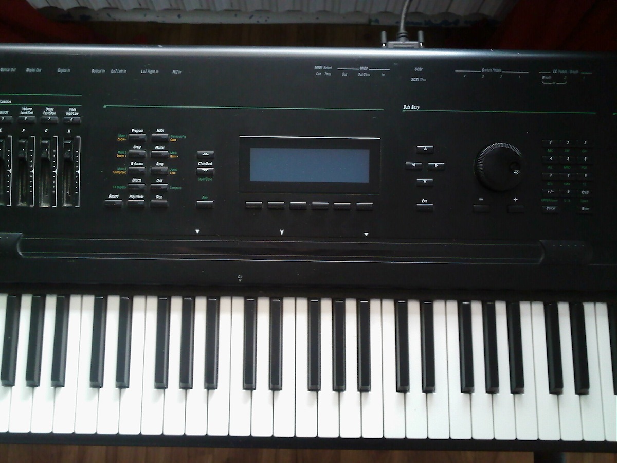 Photo Kurzweil K2500 Kurzweil K2500 (49940) (146332) Audiofanzine