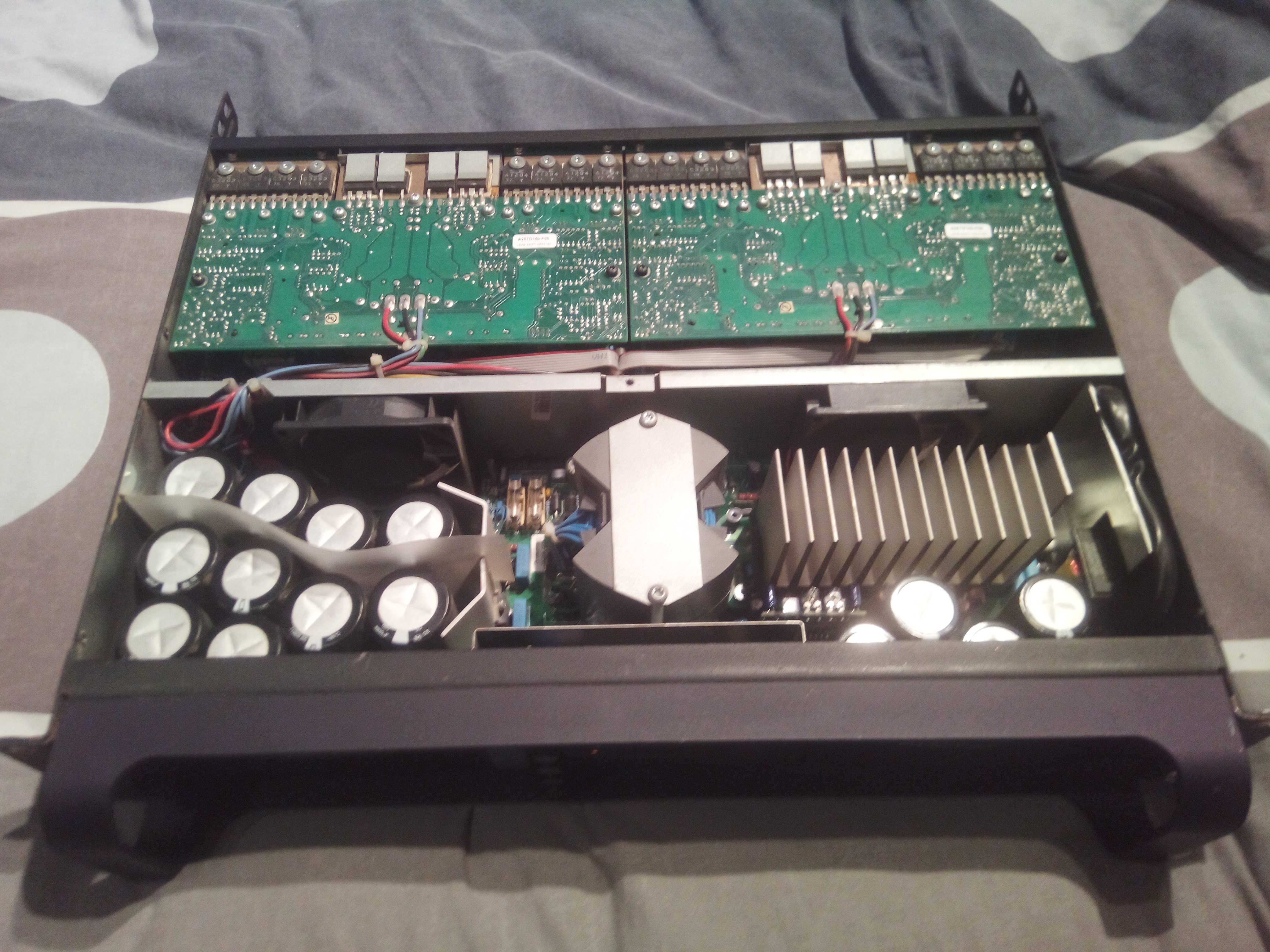 Vends Lab Gruppen FP10000Q Audiofanzine