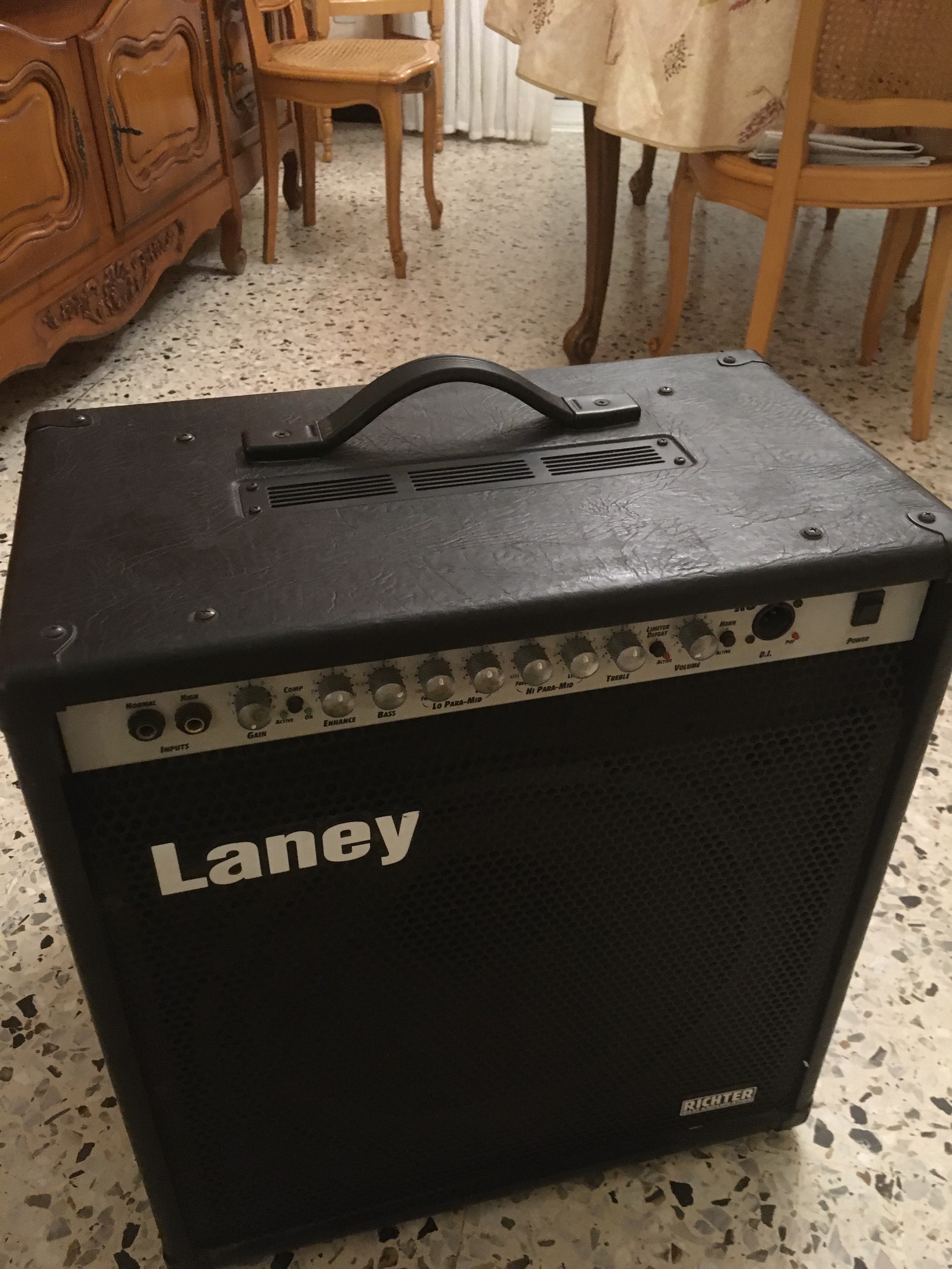 laney r3 bass amp