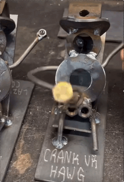 le-pub-fun-6586558.gif