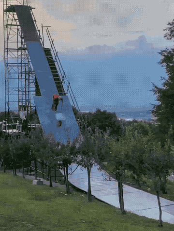 le-pub-fun-6832793.gif le-pub-fun-6832793.gif