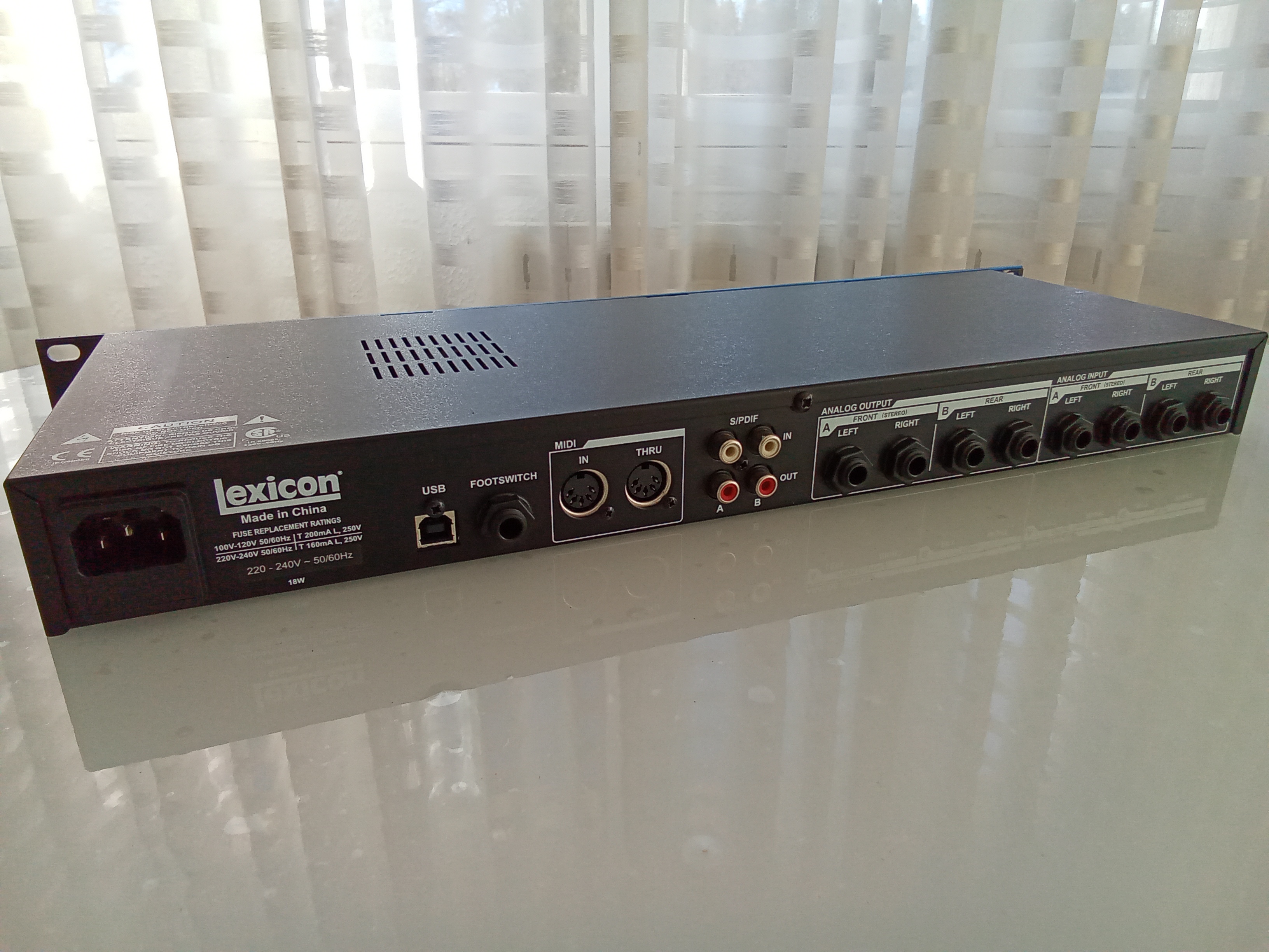 MX400 Lexicon MX400 Audiofanzine