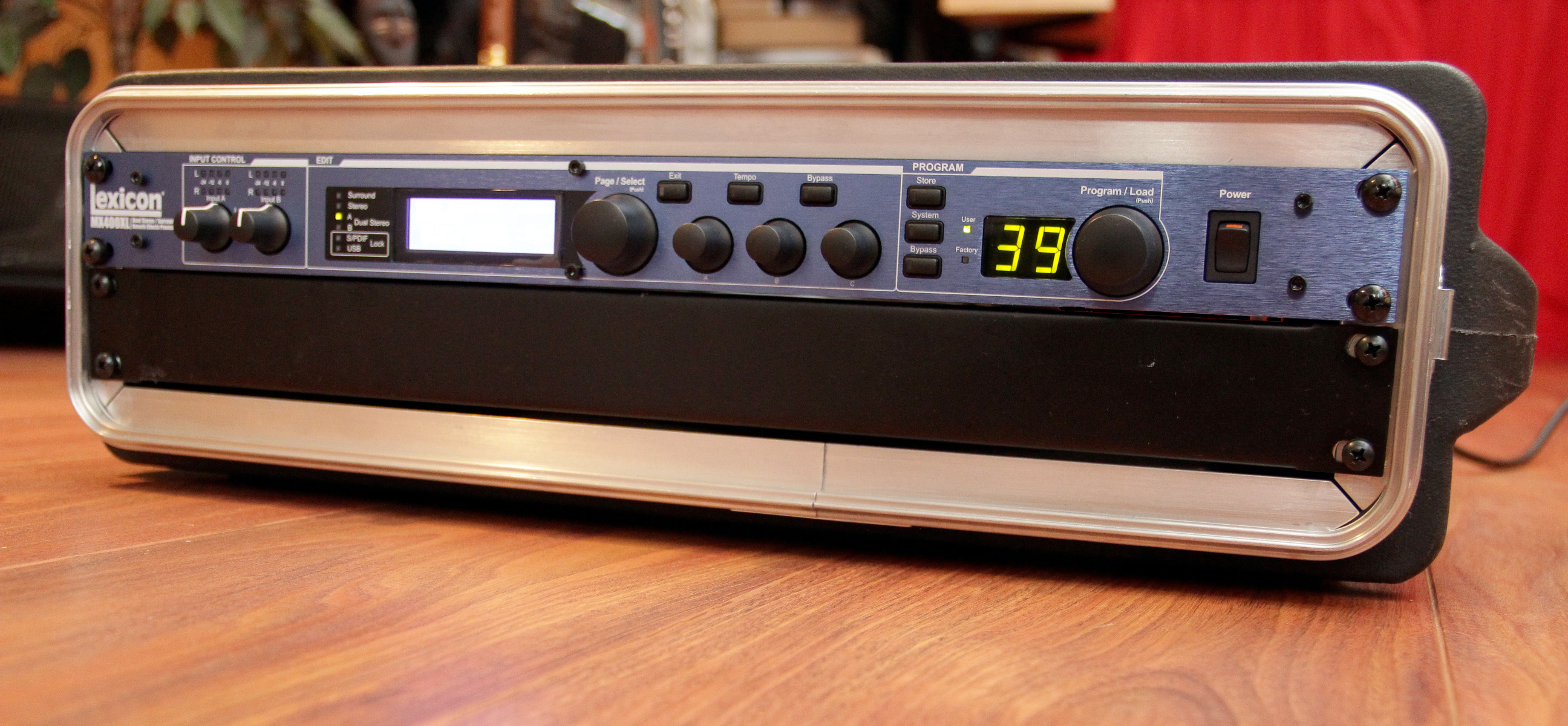 Photo Lexicon MX400 XL Lexicon MX400 XL (51088) (899190) Audiofanzine