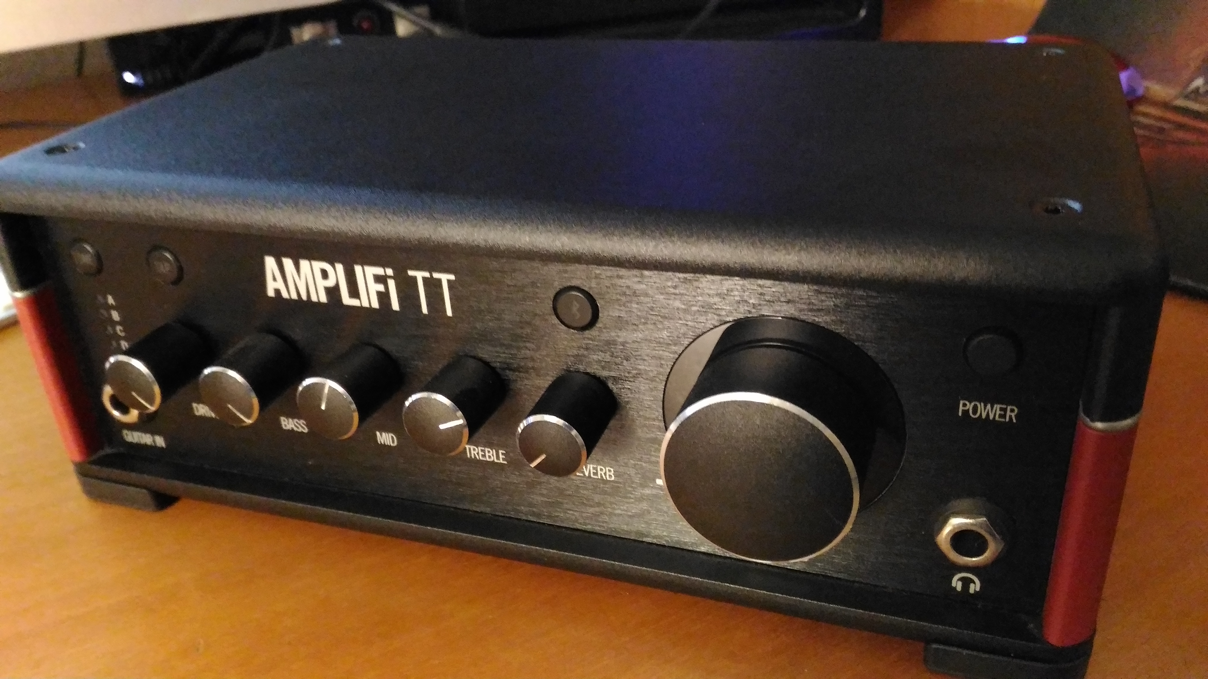 AMPLIFI TT - Line 6 AMPLIFi TT - Audiofanzine