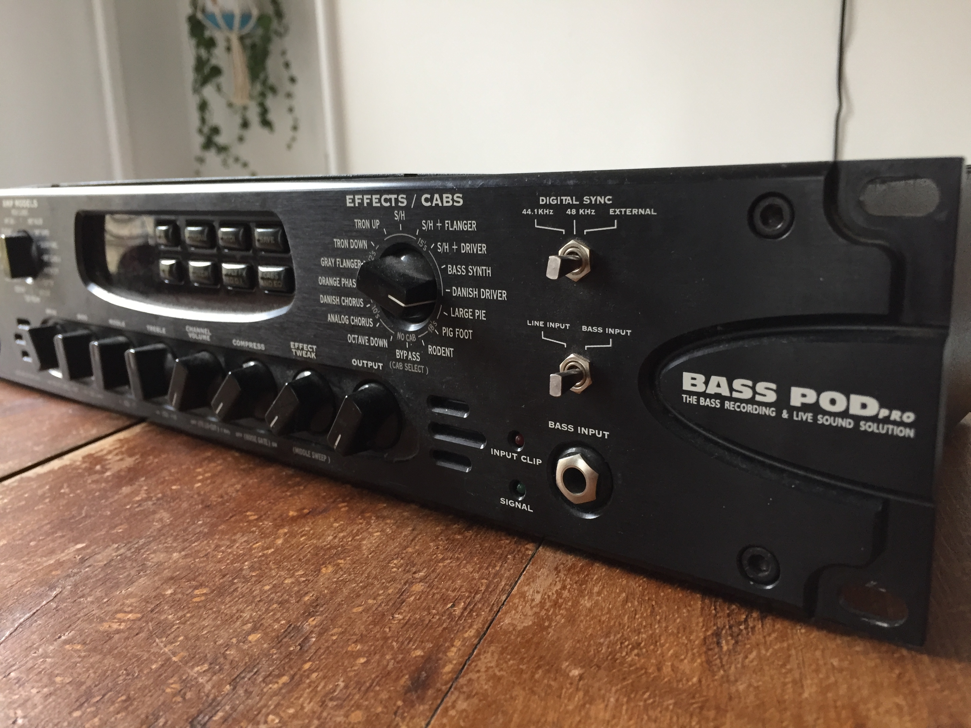 BASS POD PRO Line 6 Bass POD Pro Audiofanzine