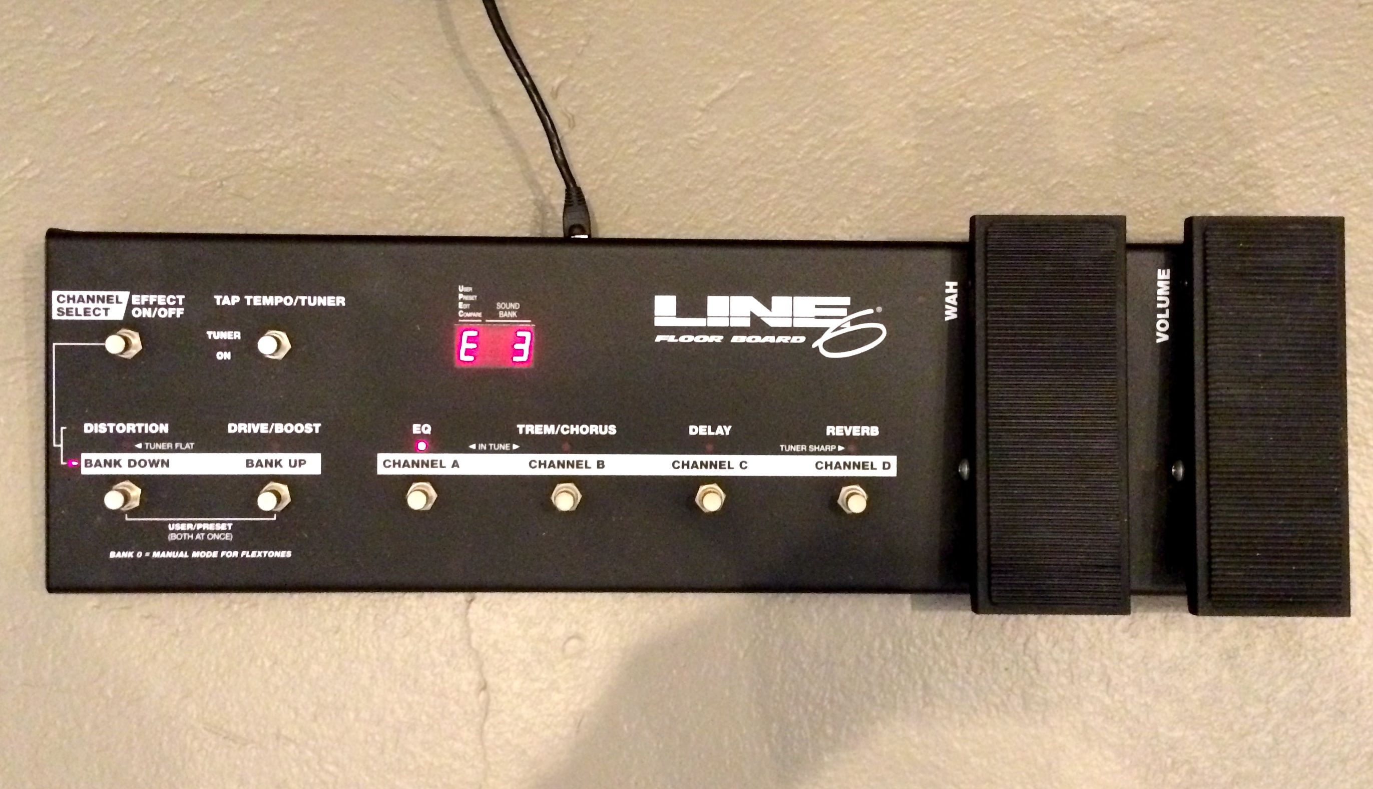 Photo Line 6 Floor Board Line 6 Floor Board (14237) (996339