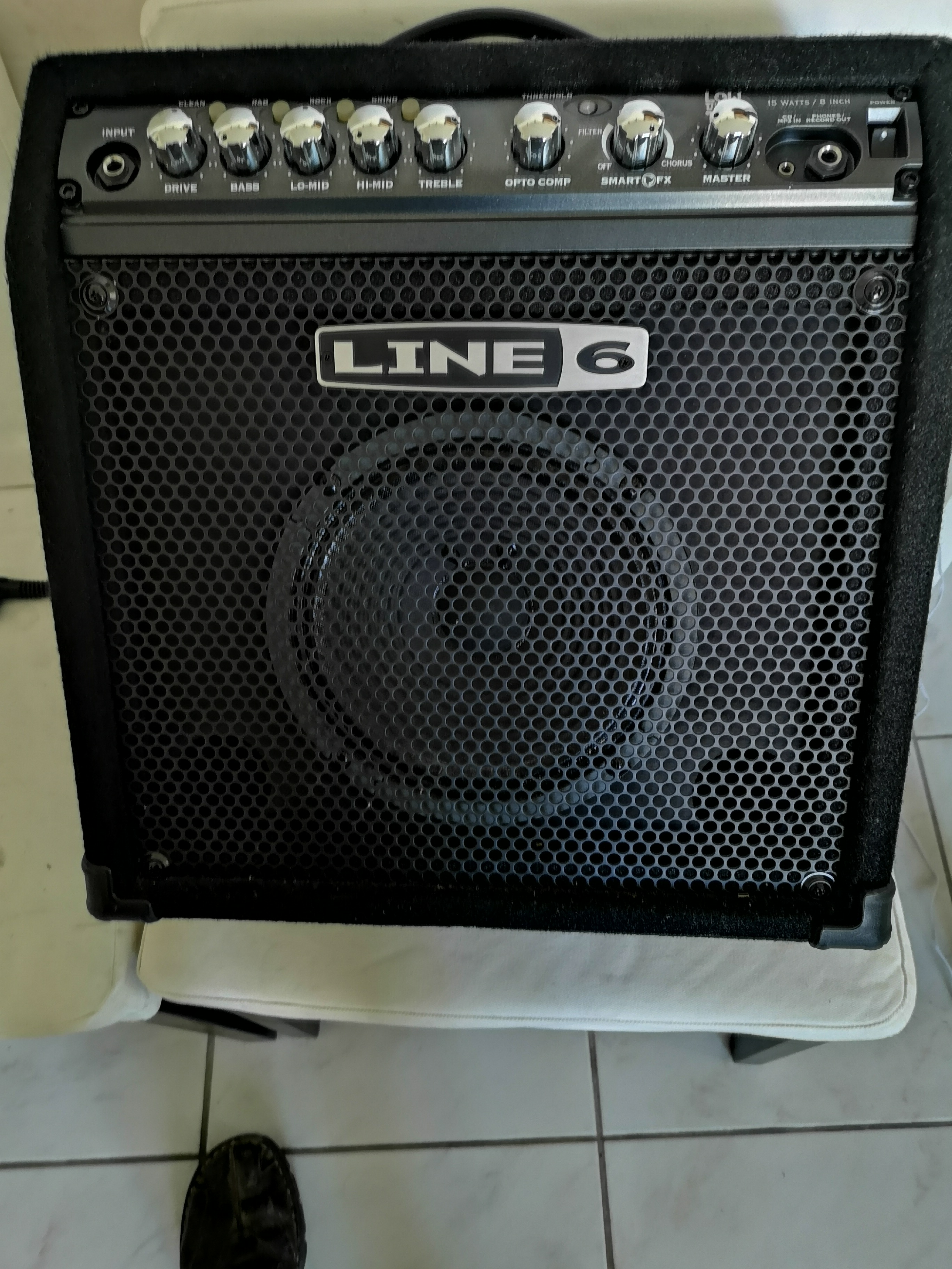 LowDown LD15 Line 6 LowDown LD15 Audiofanzine