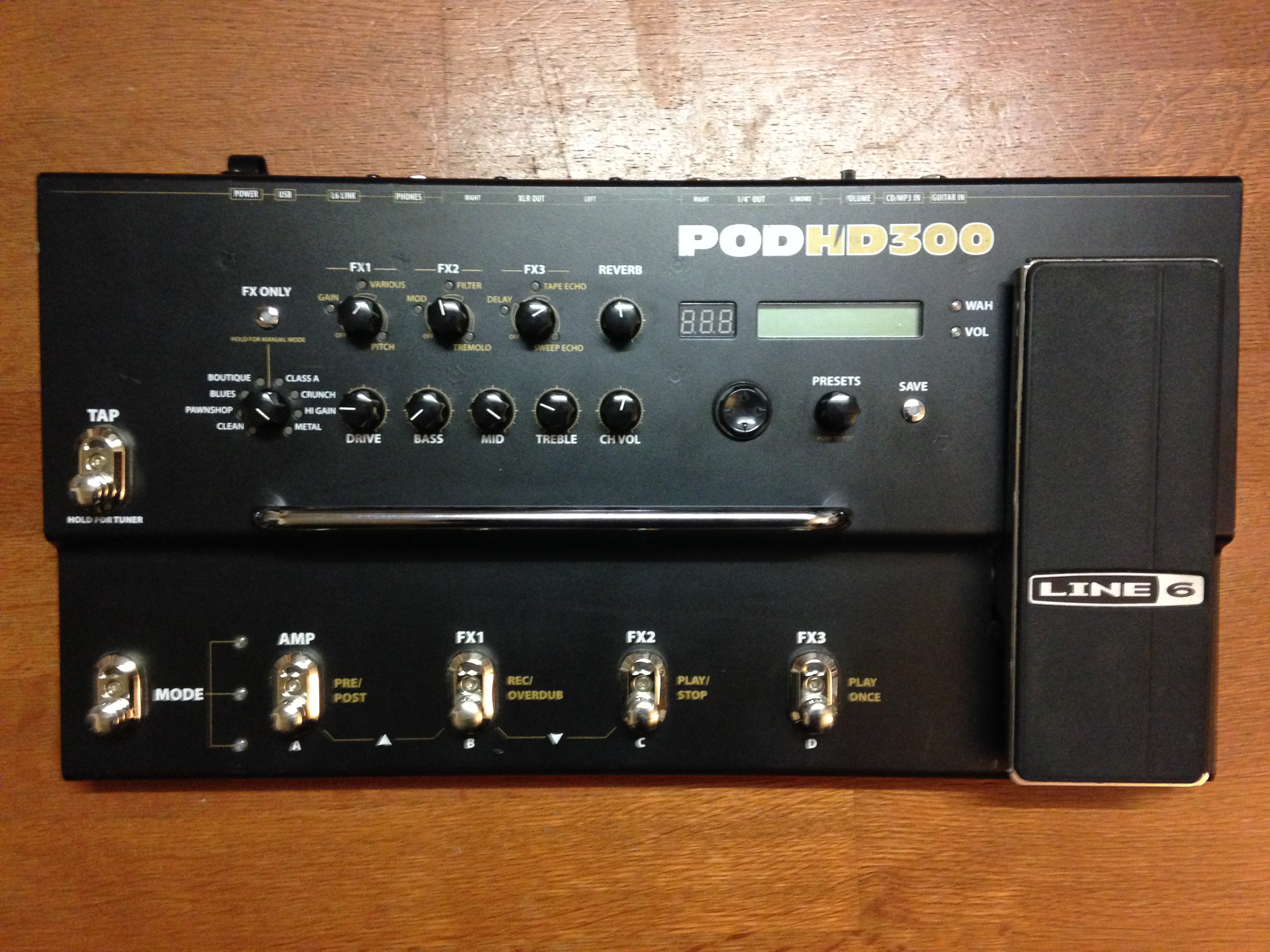 Line 6 POD HD300 image (778678) Audiofanzine Line 6 POD HD300 image (778678) Audiofanzine