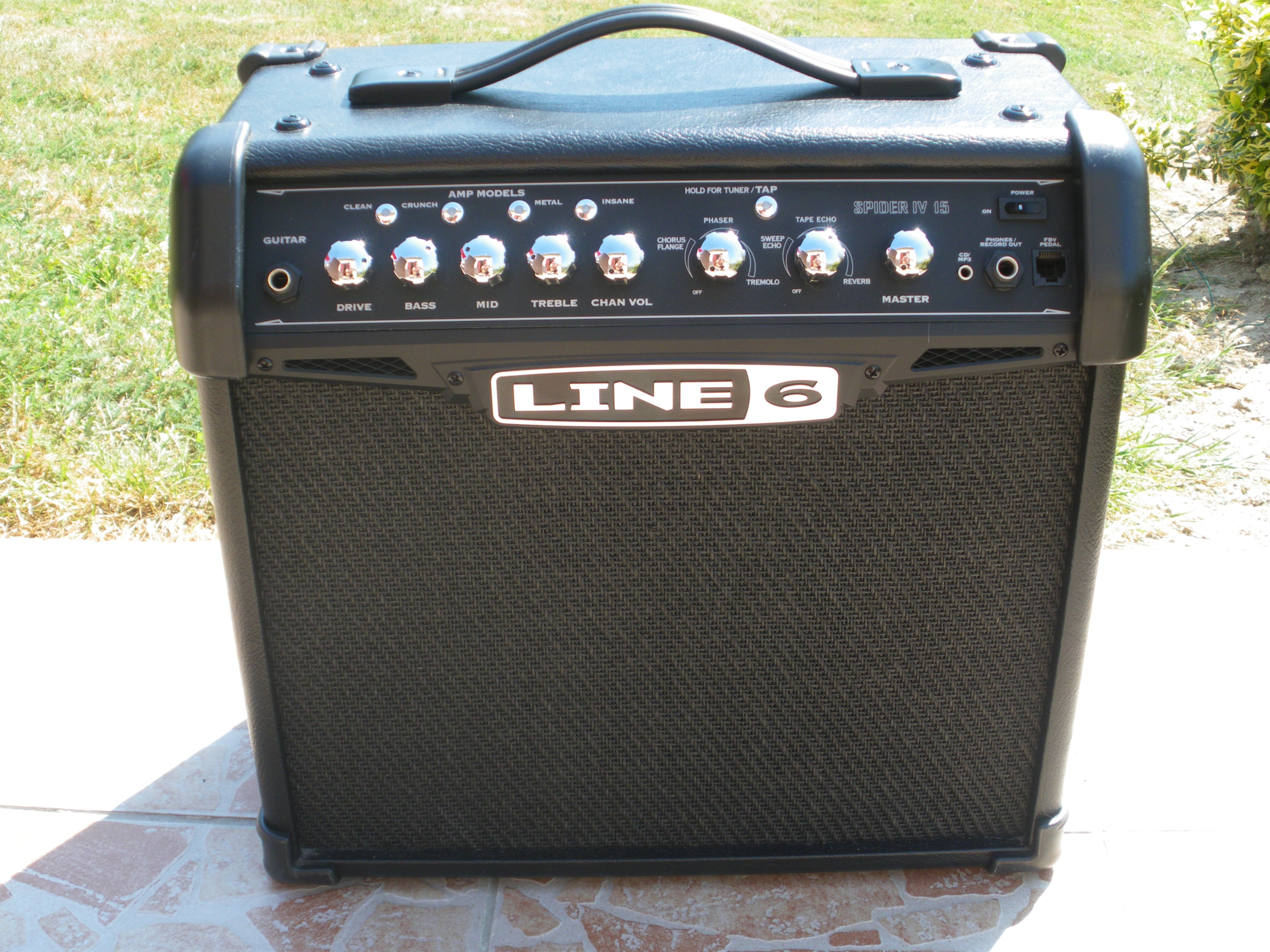 Photo Line 6 Spider IV 15 Line 6 Spider IV 15 (80806) (647663) Audiofanzine Photo Line 6 Spider IV 15 Line 6 Spider IV 15 (80806) (647663) Audiofanzine