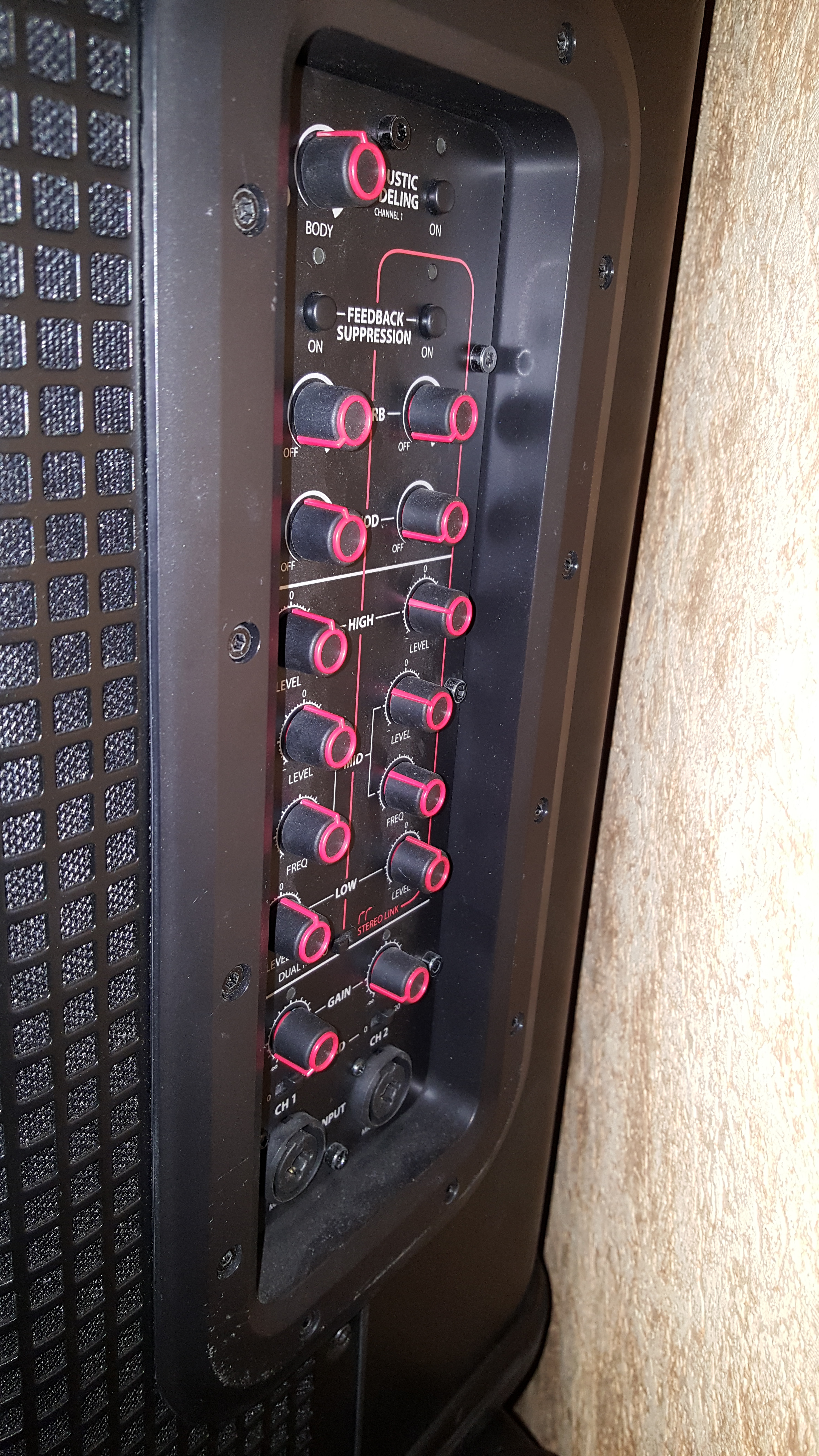 Photo Line 6 StageSource L2t Line 6 StageSource L2t (45947) (1624943