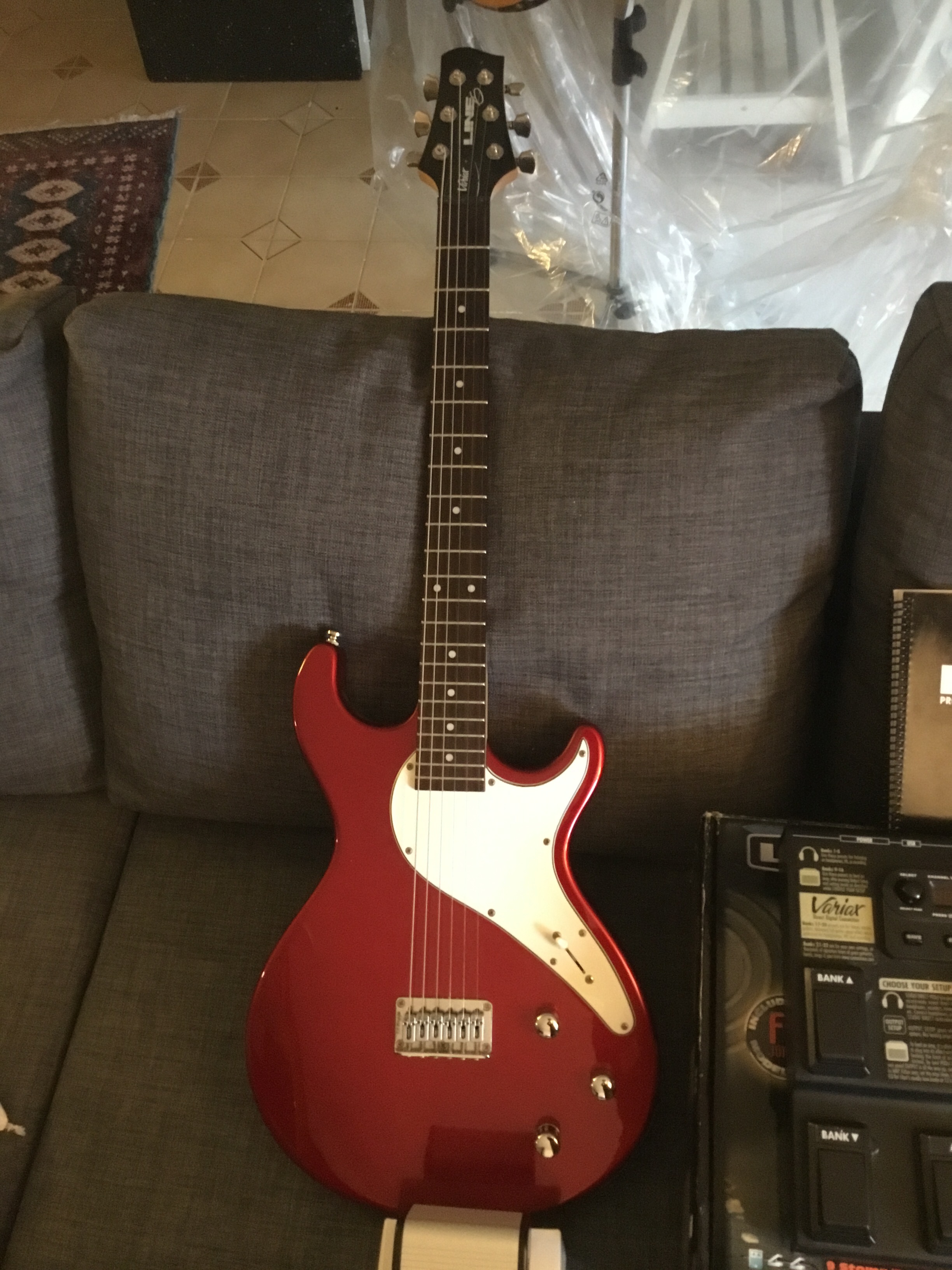 Variax 300 - Line 6 Variax 300 - Audiofanzine