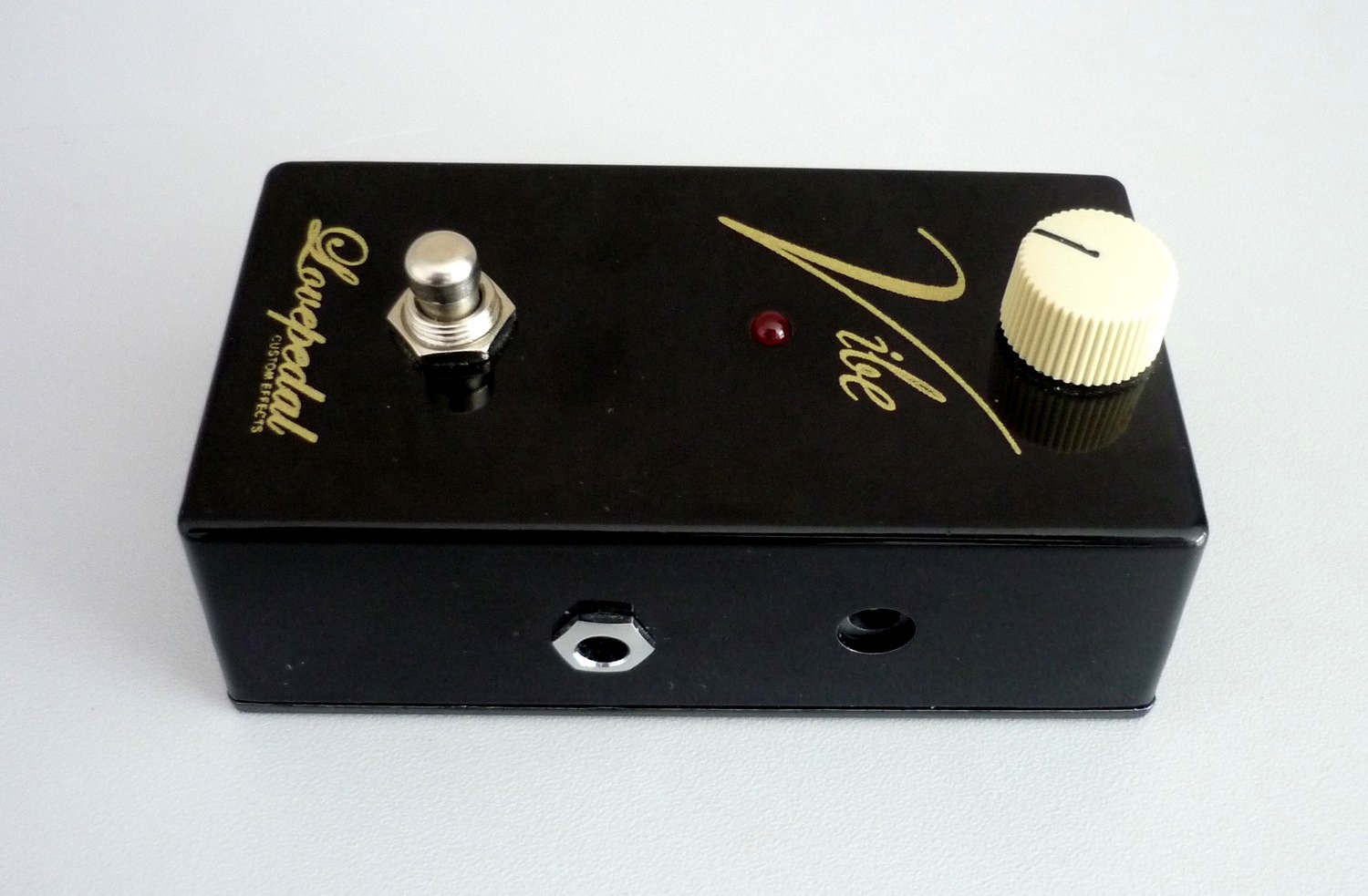 MAGIC VIBE Lovepedal Magic Vibe Audiofanzine