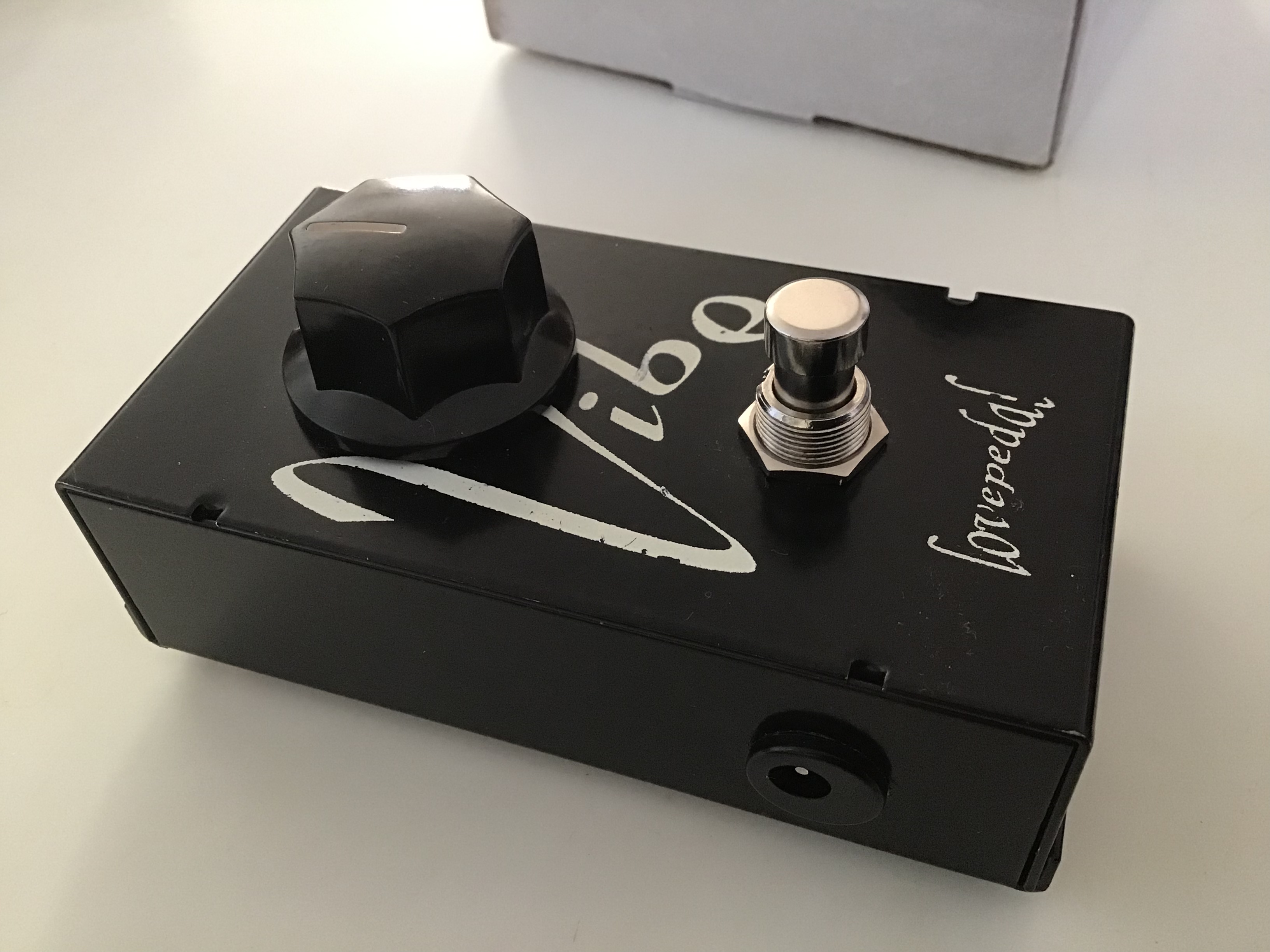 Pickle Vibe Vibrato Lovepedal Pickle Vibe Vibrato Audiofanzine