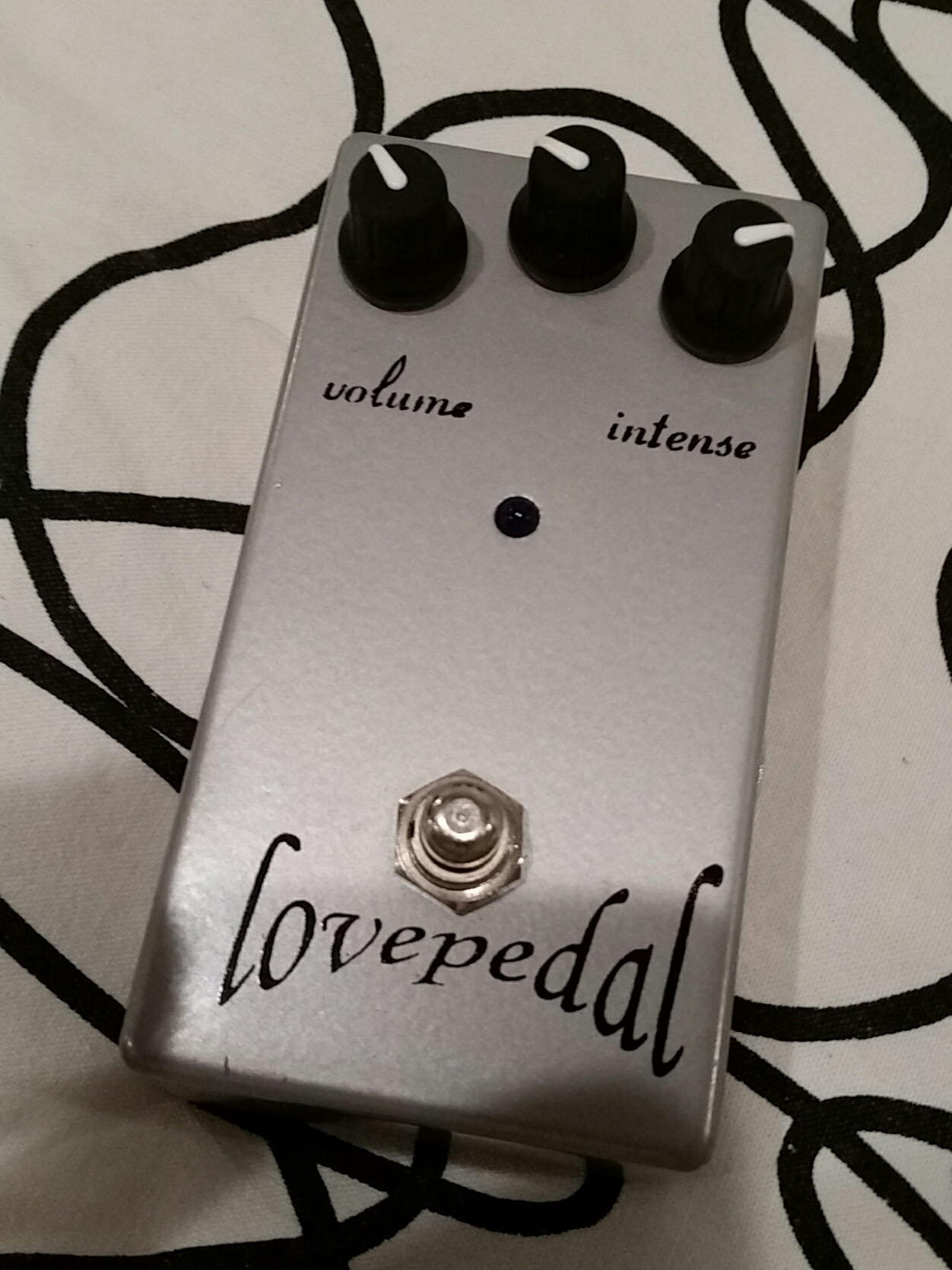 Super Six Lovepedal Super Six Audiofanzine super-six-lovepedal-super-six-audiofanzine