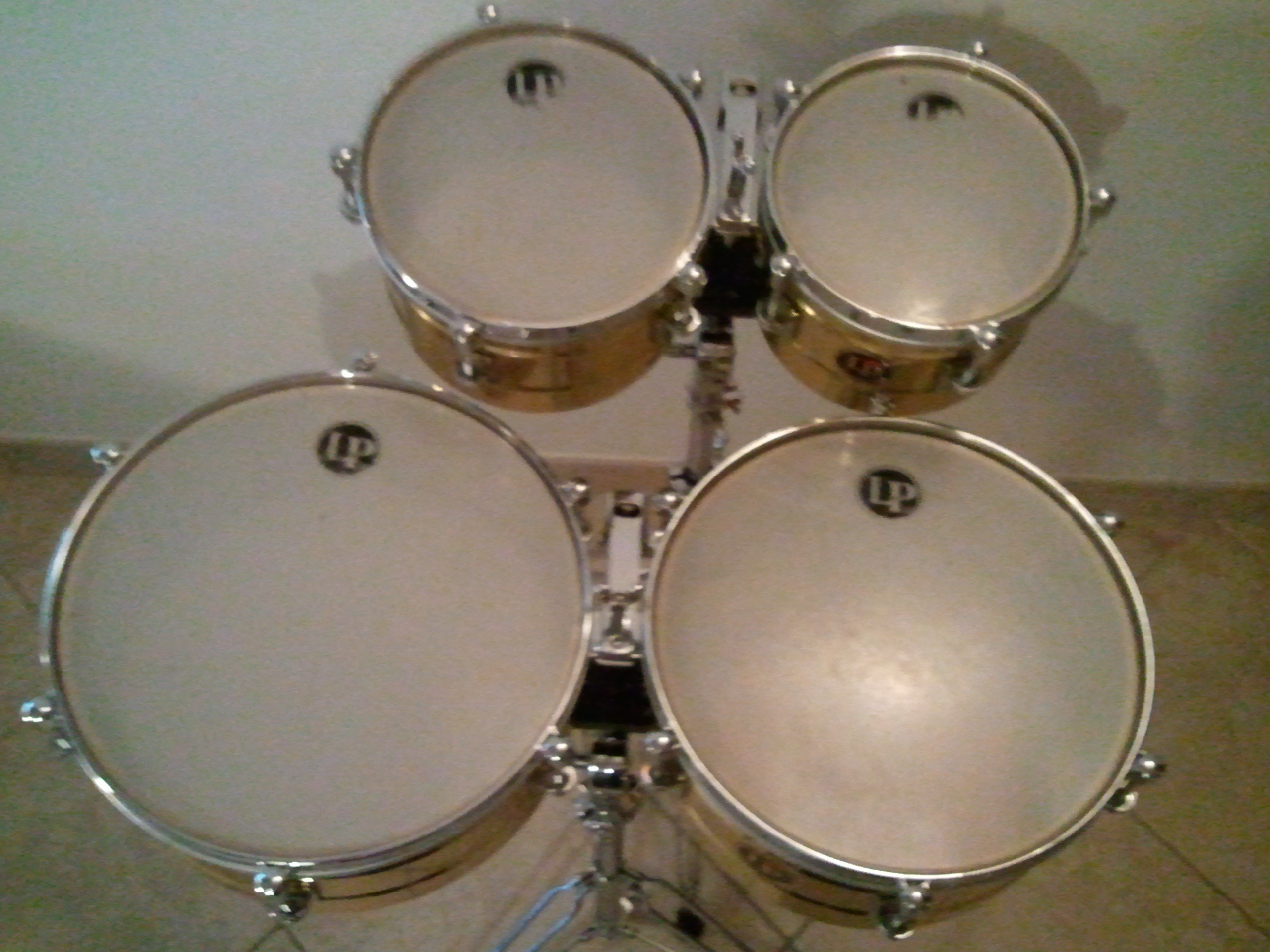 TIMBALES TITO PUENTE 14" ET 15" cuivre Lp Audiofanzine