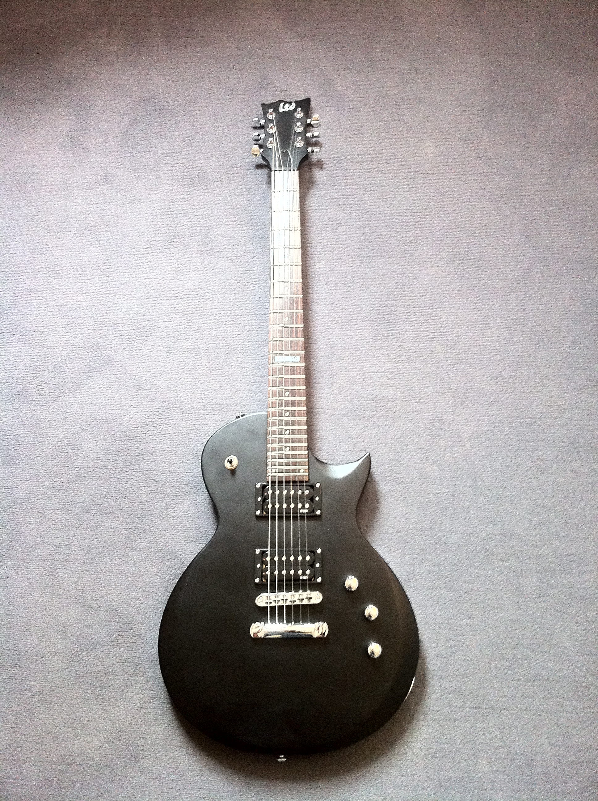 Photo LTD EC50 Titanium Metallic ESP LTD EC Series Ec50