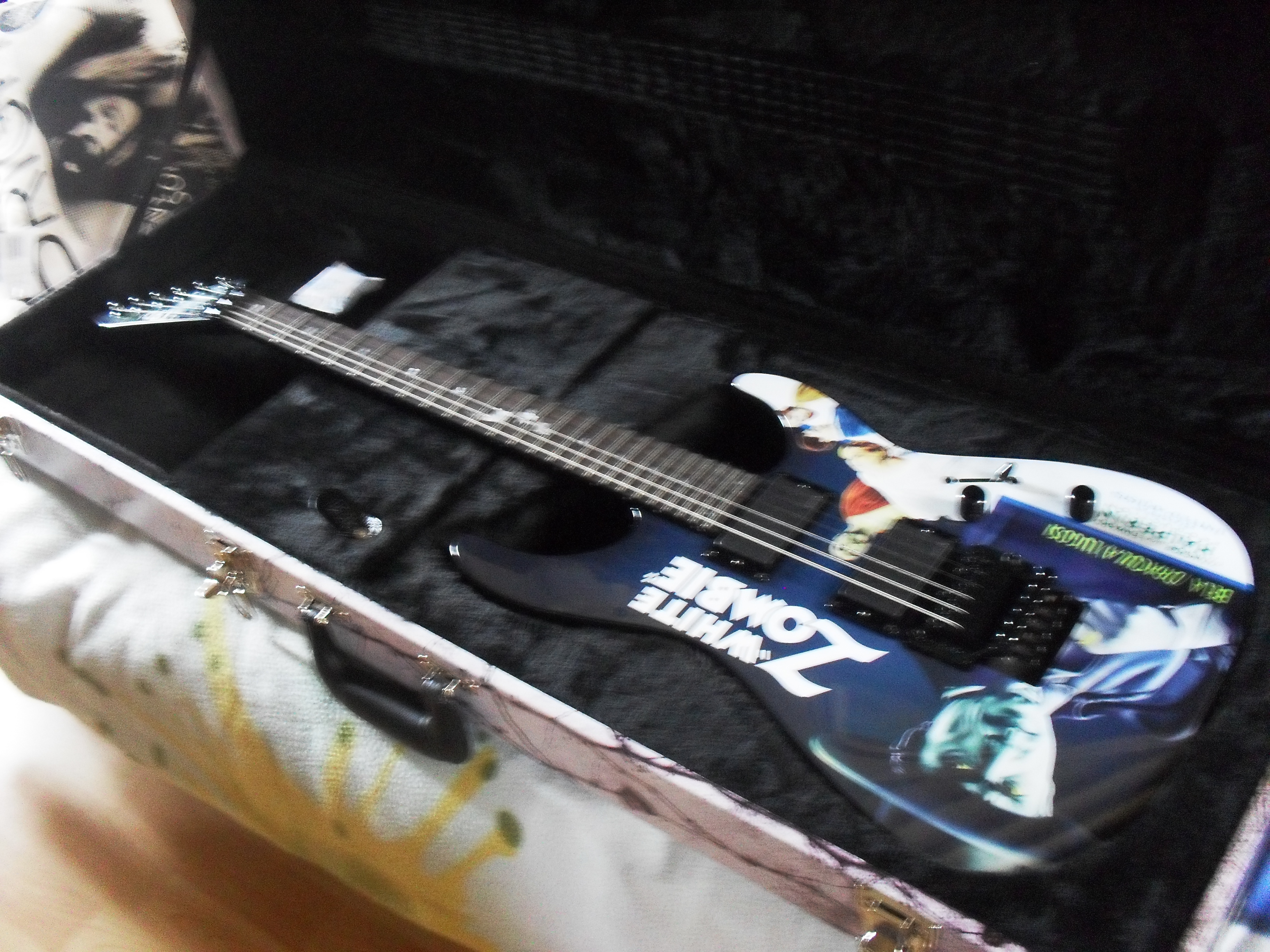 LTD KHWZ White Zombie image (875309) Audiofanzine