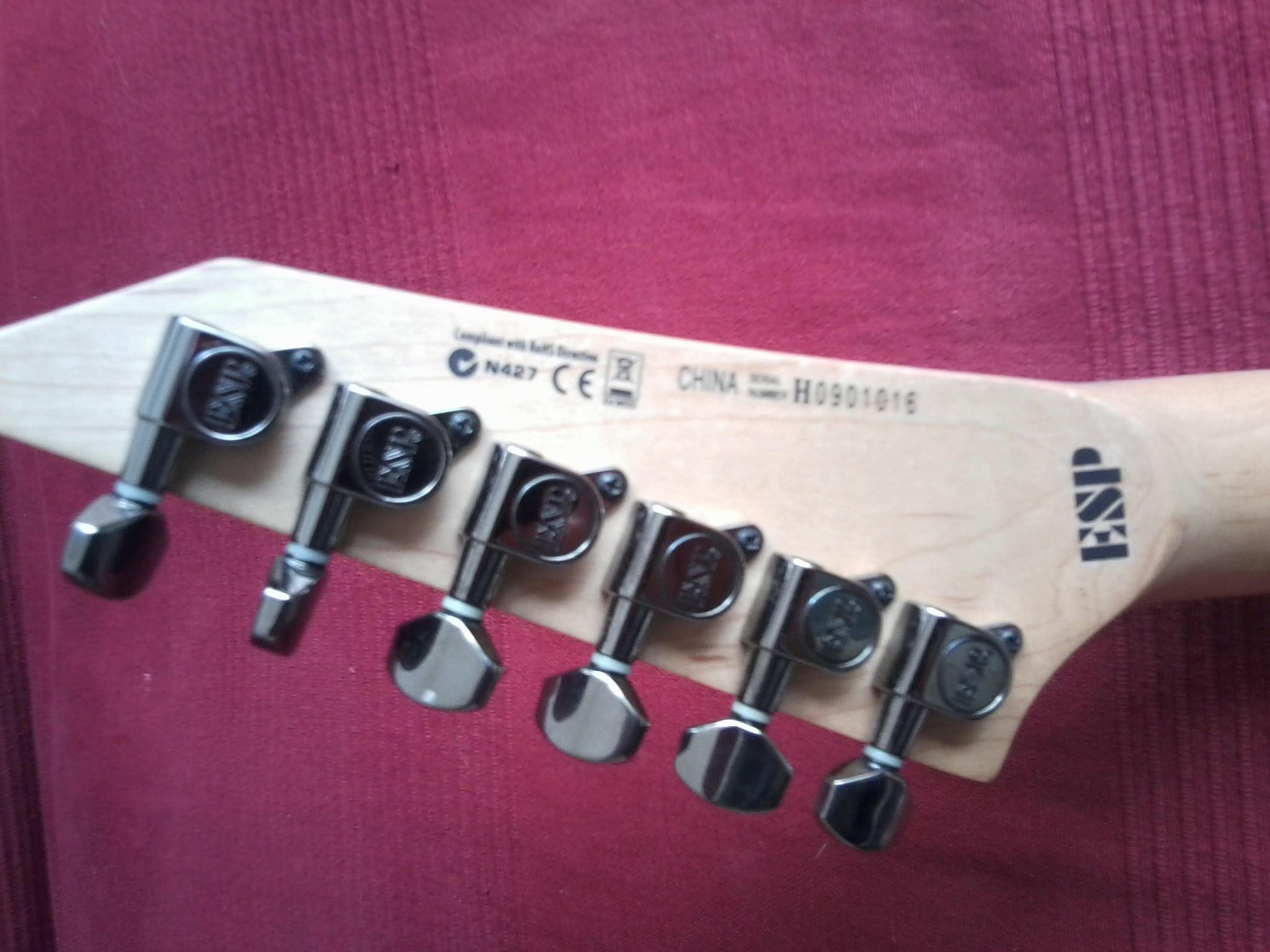 Photo LTD M10 Black ESP LTD M Series M10 (248109) Audiofanzine