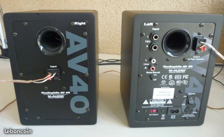 m-audio studiophile av 40 40 watts 2.0 speakers