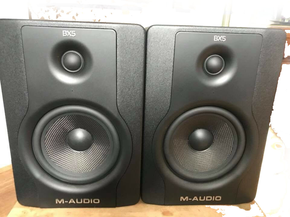 MONITOR PARA ESTUDIO M-AUDIO BX5 PAR - Play Acoustic Áudio