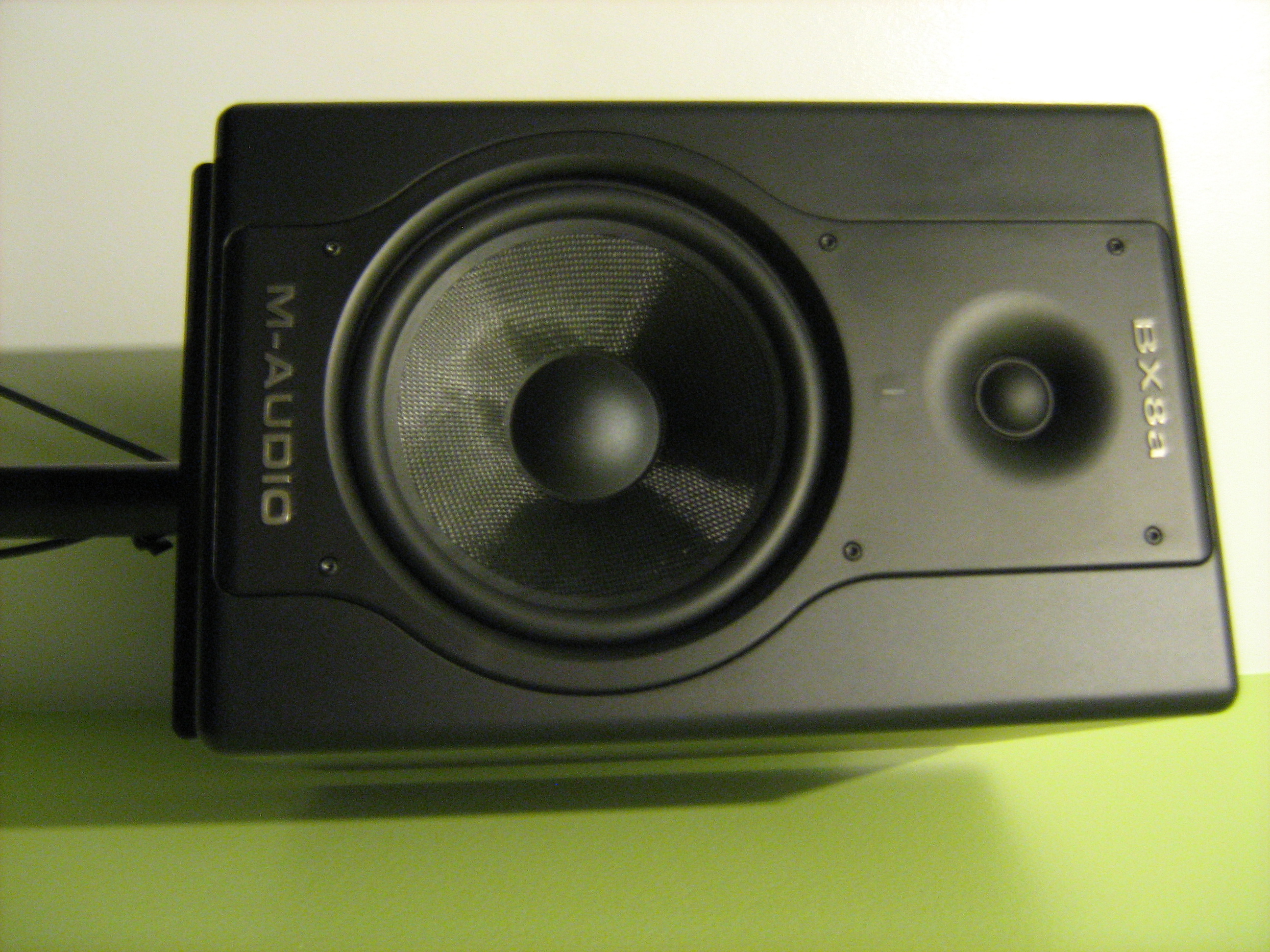 Photo MAudio BX8a Deluxe MAudio Studiophile BX8a Deluxe (348020