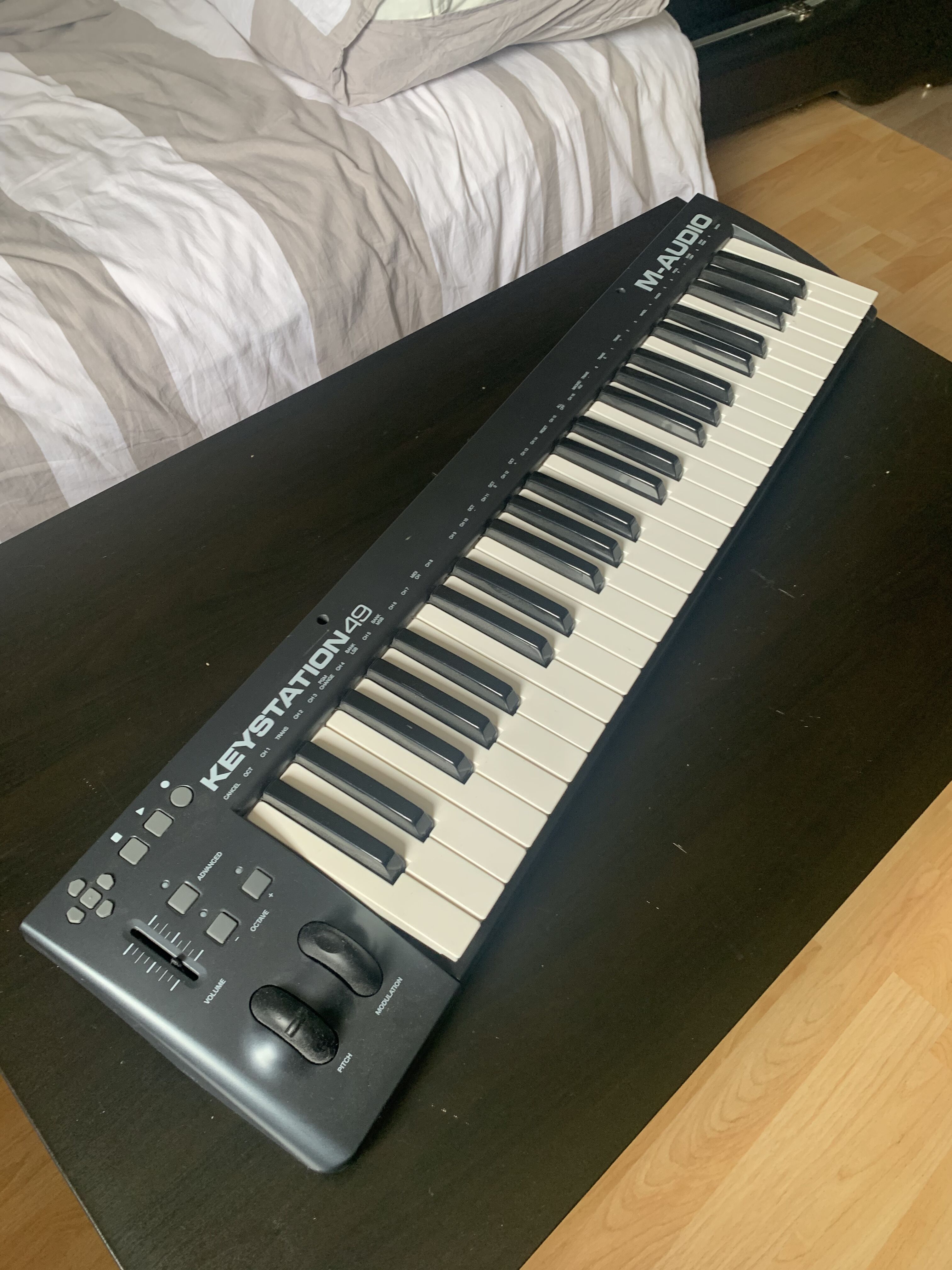 Amazon.com: M-Audio Keystation 49 MK3 - Synth Action 49 Key