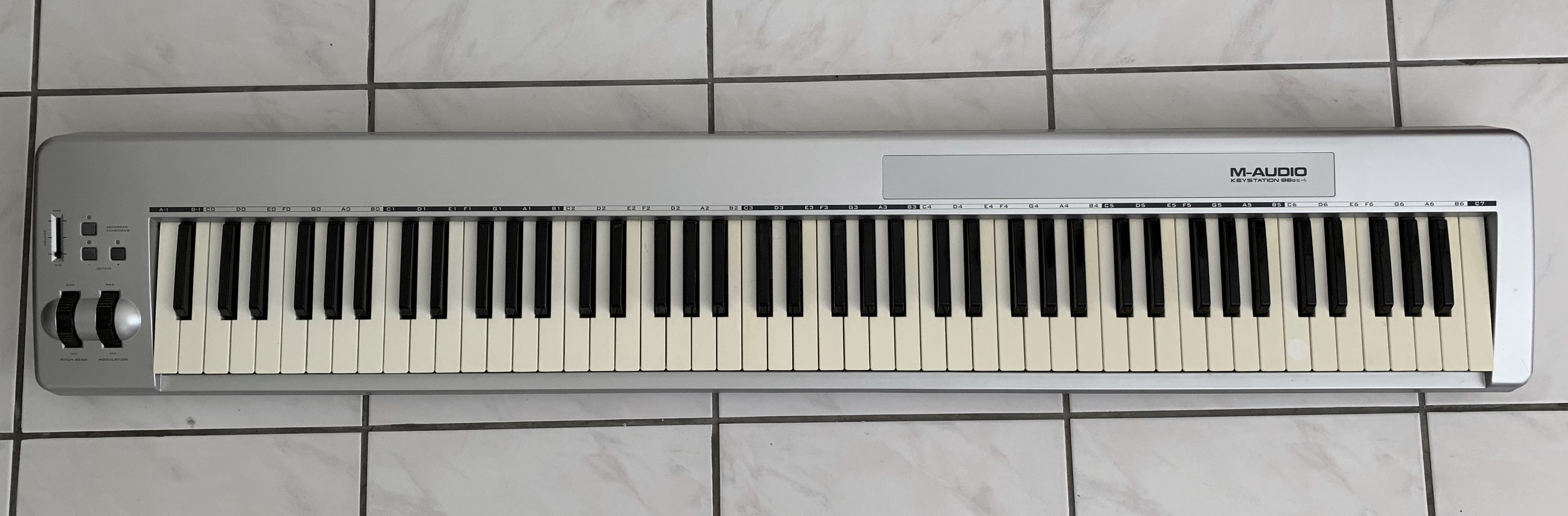 Как подключить m audio keystation 88es к компьютеру