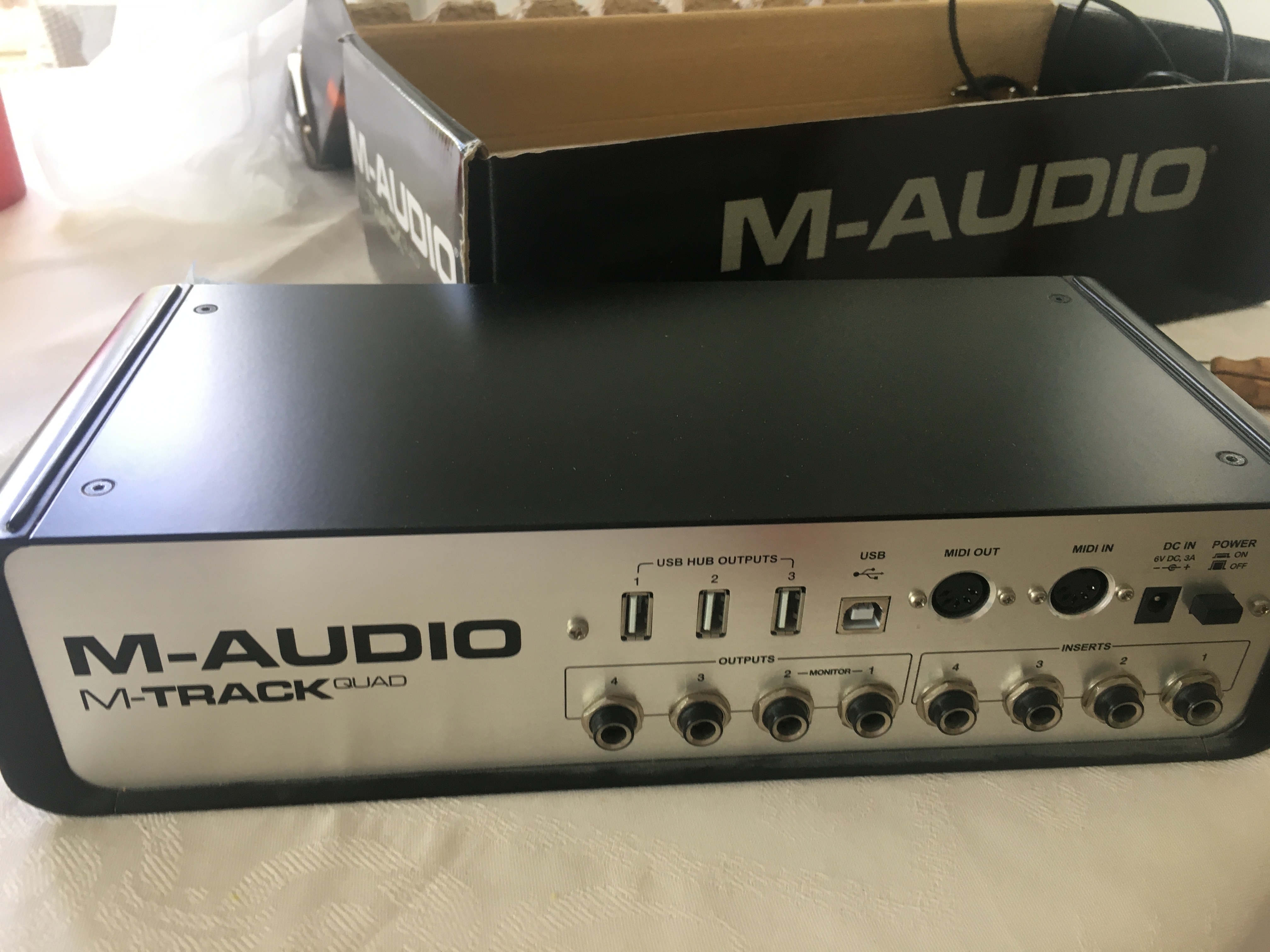M-Audio M-Track Quad - Carte son pro - Garantie 3 ans LDLC