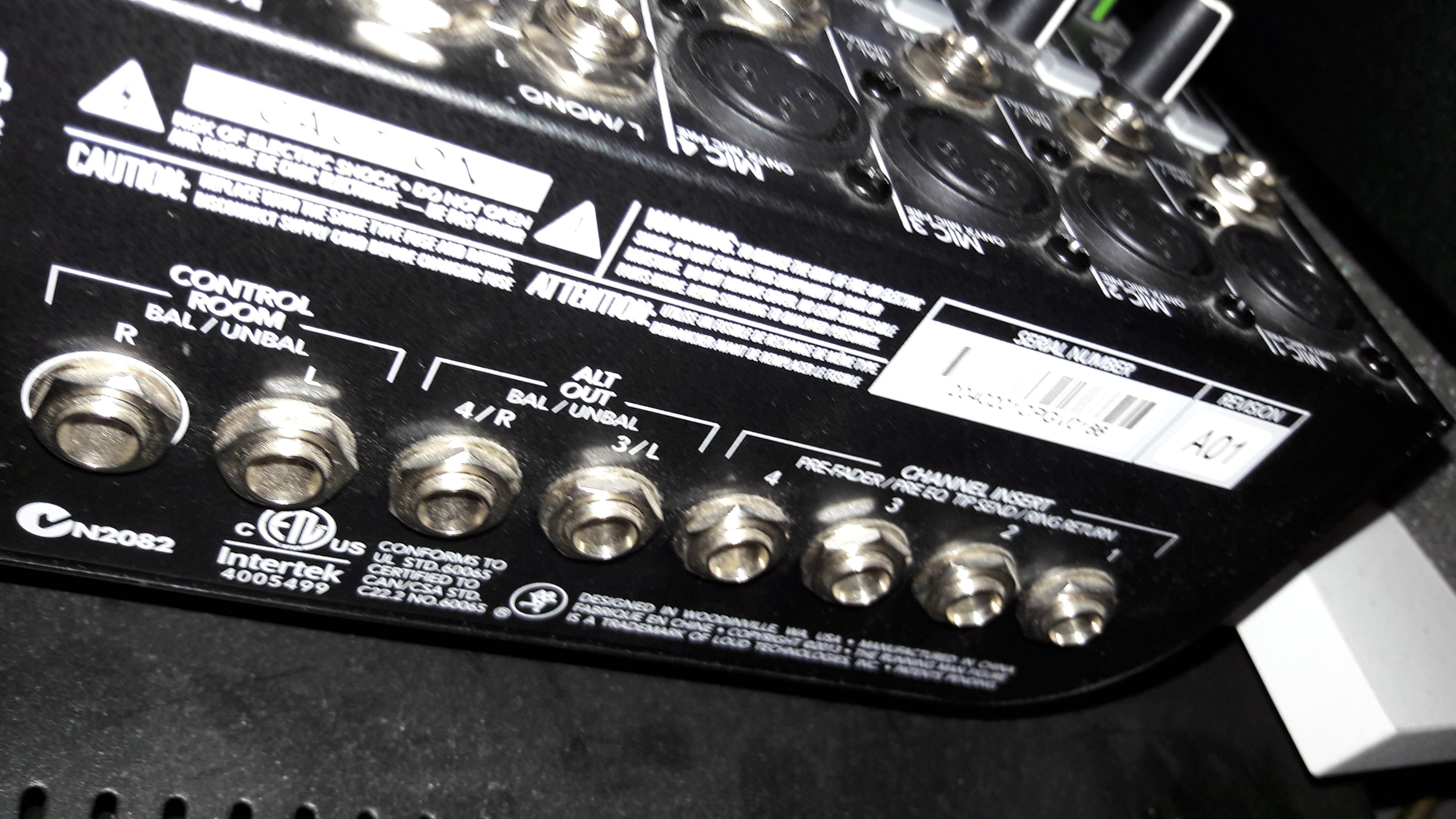 Photo Mackie 1202VLZ4 : Mackie 1202VLZ4 (17618) (#1753540) - Audiofanzine