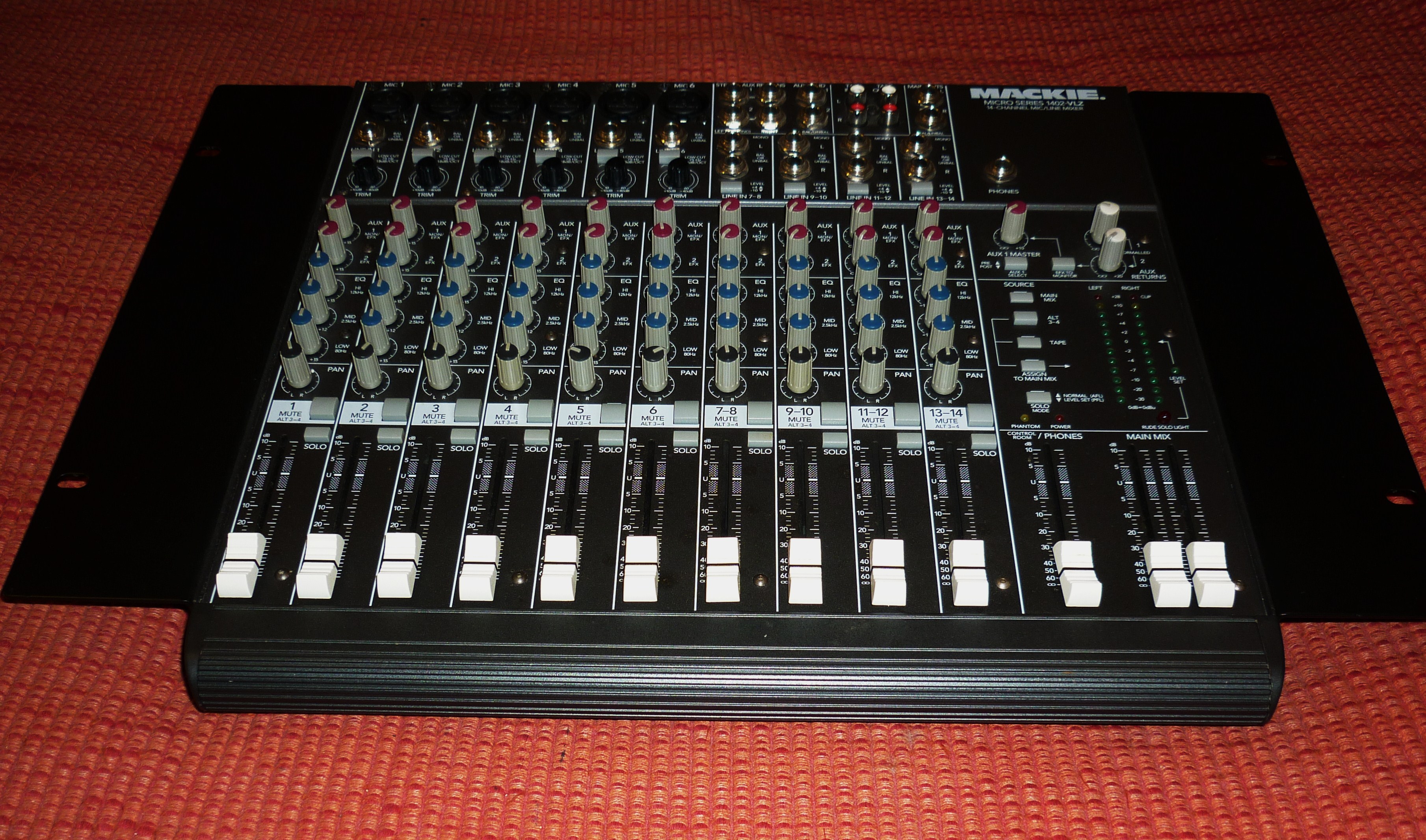Mackie 1402VLZ Pro Audiofanzine